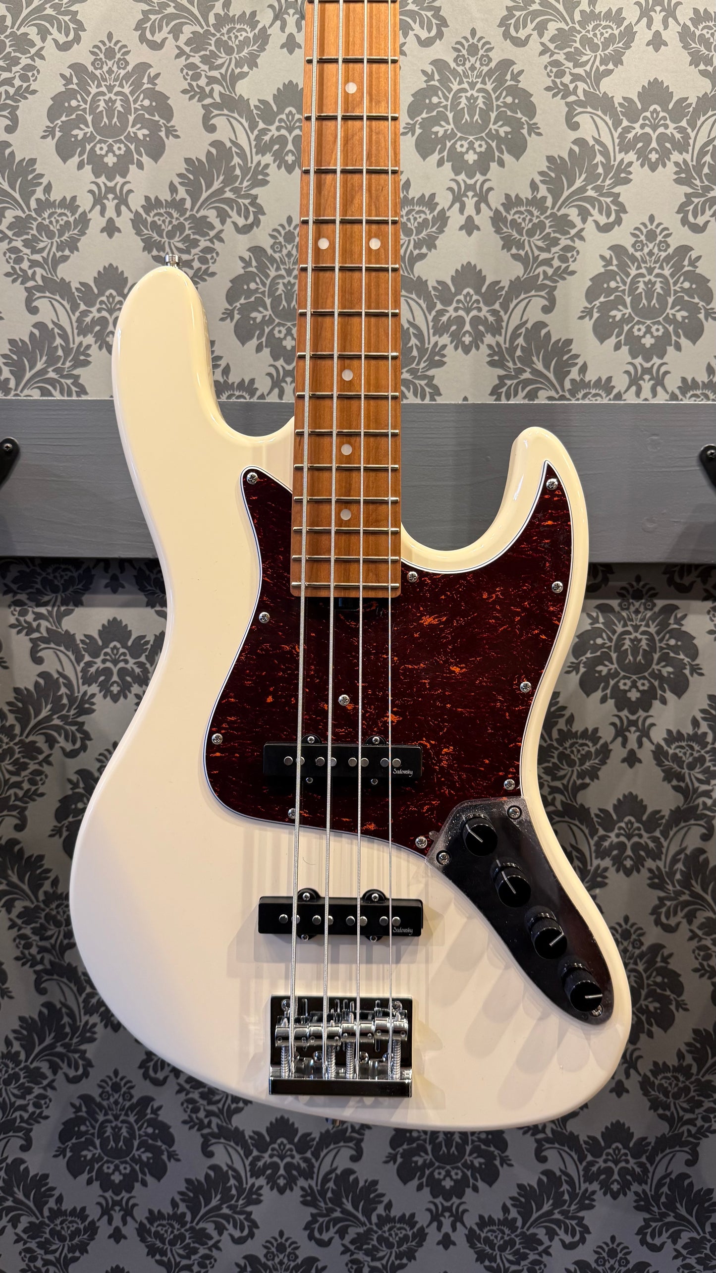 Sadowsky MetroExpress 21-Fret Vintage J/J Bass OW incl.gigbag