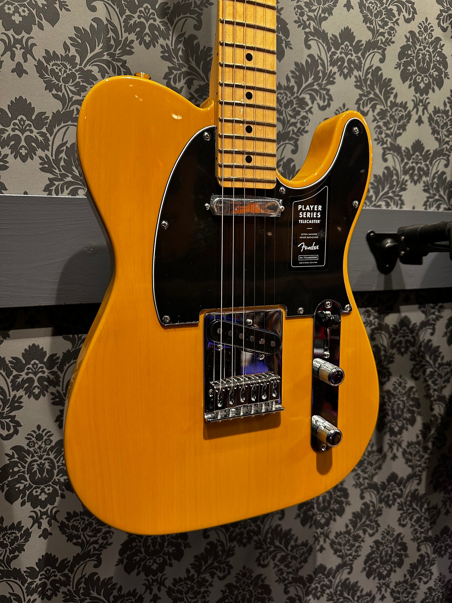 Fender Player Telecaster Butterscotch Blonde MN