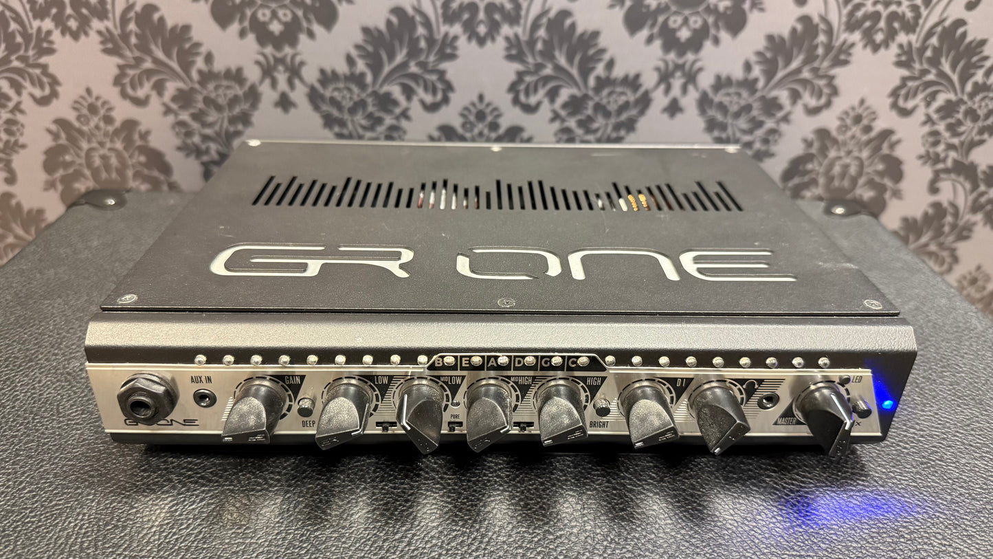 GR Bass ONE 800 bassamp