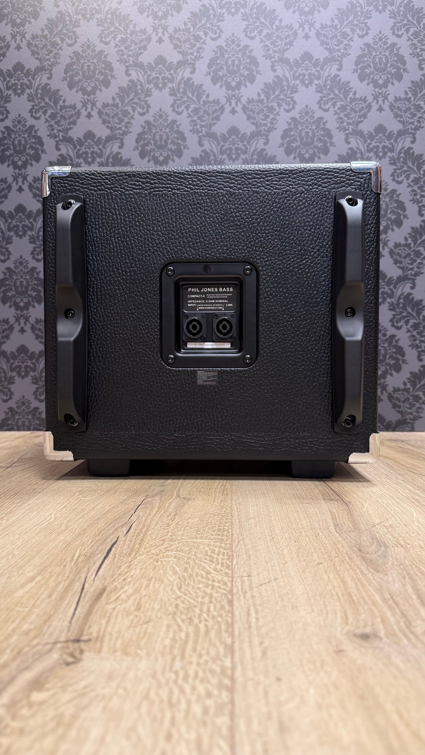 Phil Jones Bass C4 Bass Cabinet 4x5" 400 Watt