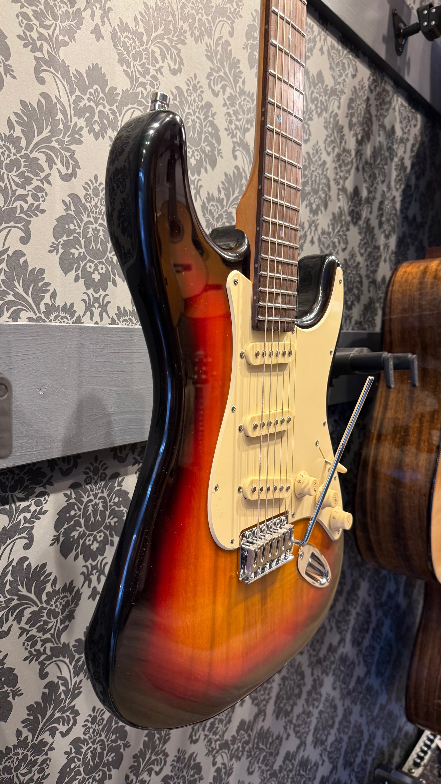 Henry's ST-1C Snake Sunburst Classic incl.bag