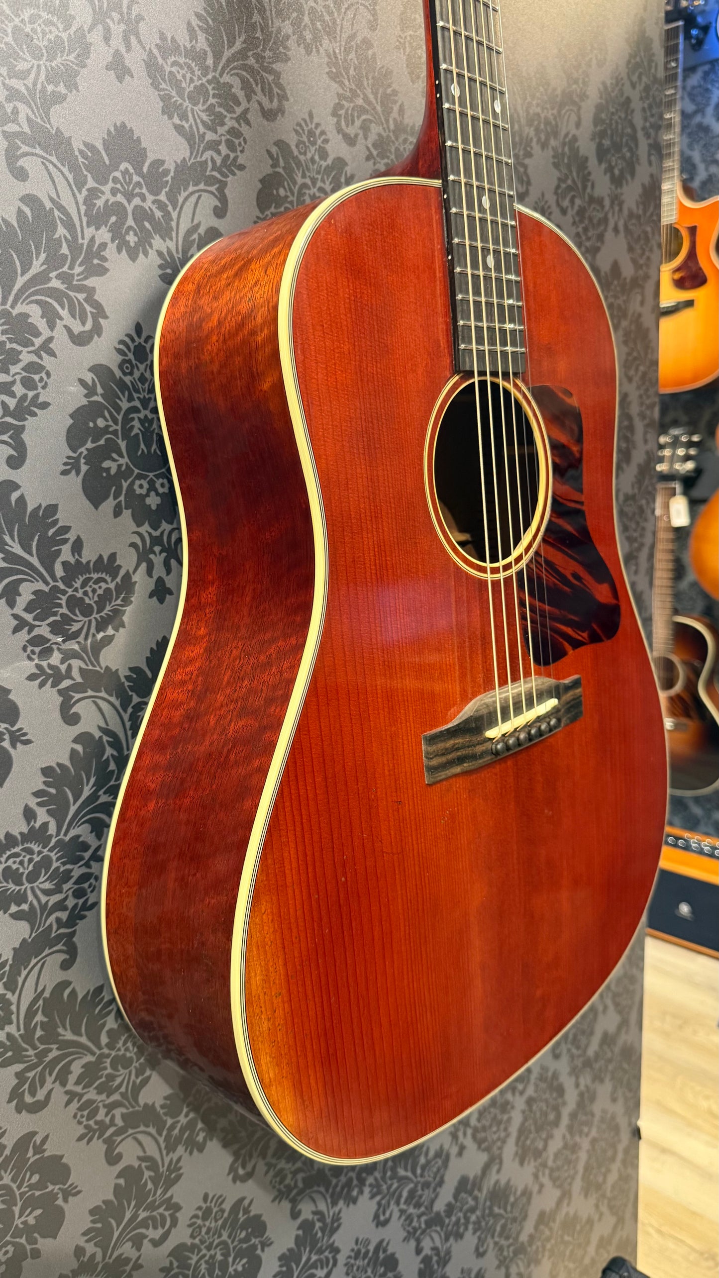 Eastman E10SS/V Antique Varnish (B-stock)