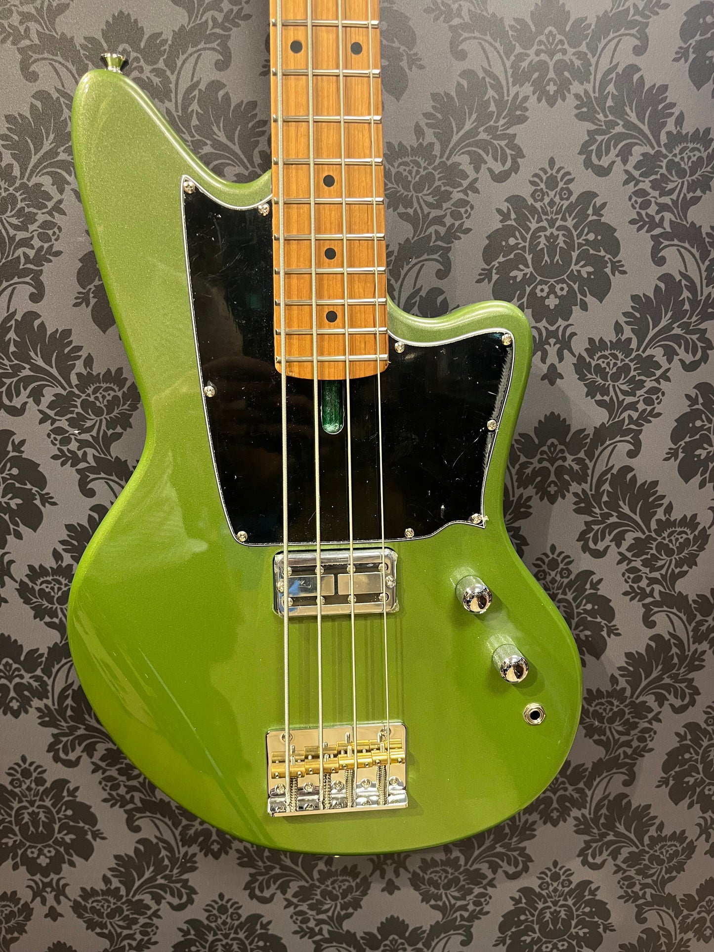 Ashdown The Capri Onyx Green