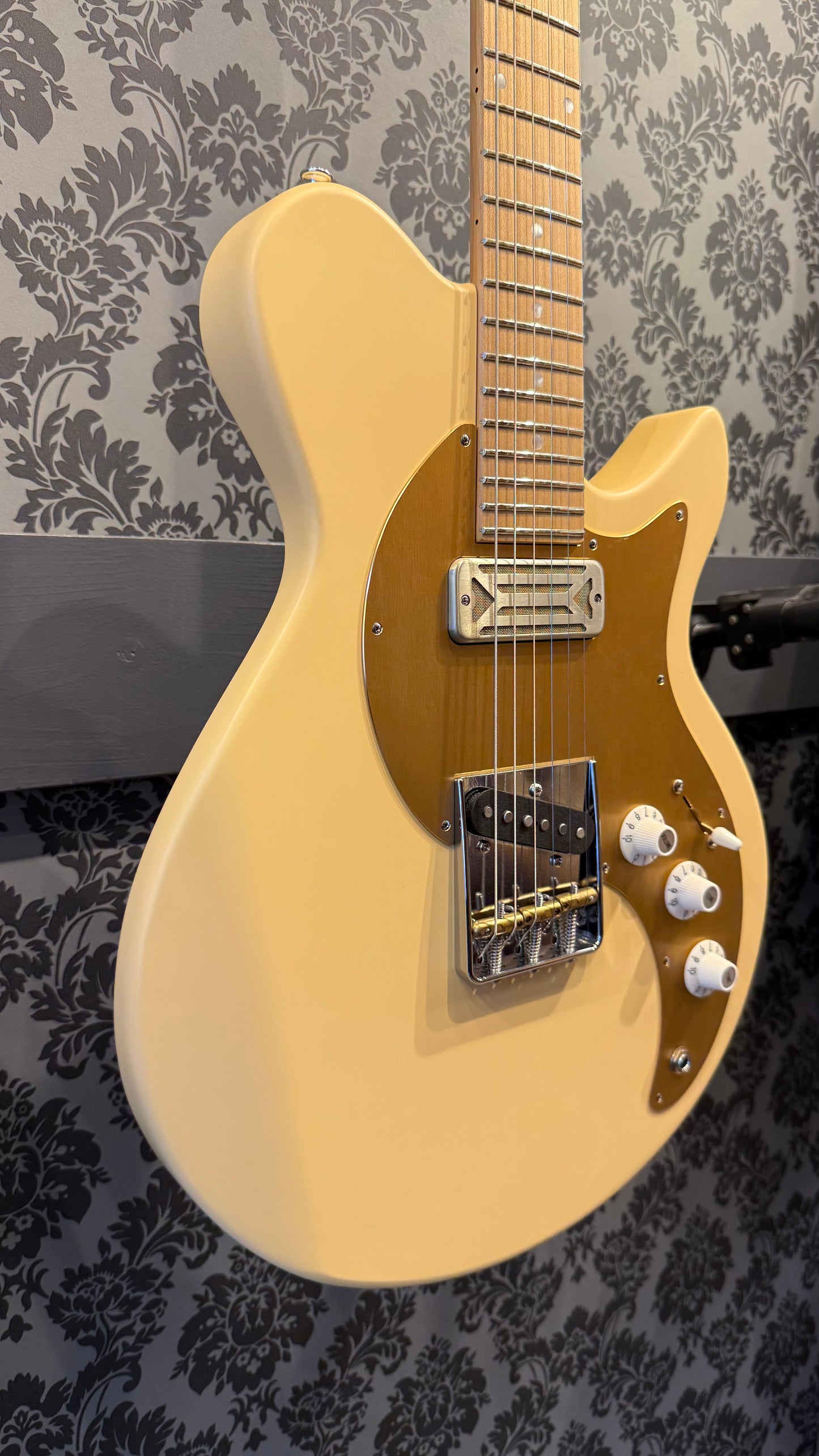 Eastman FT-SC'52 Fuller-tone Series Dessert Sand incl.bag