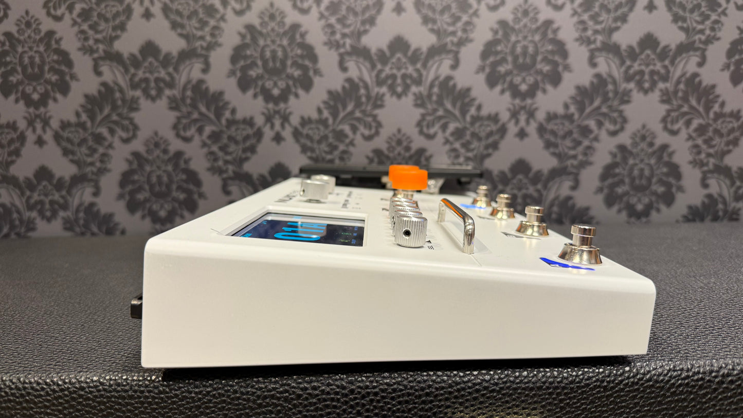 Nux MG-50Li/ Modeling Amp Cloud White