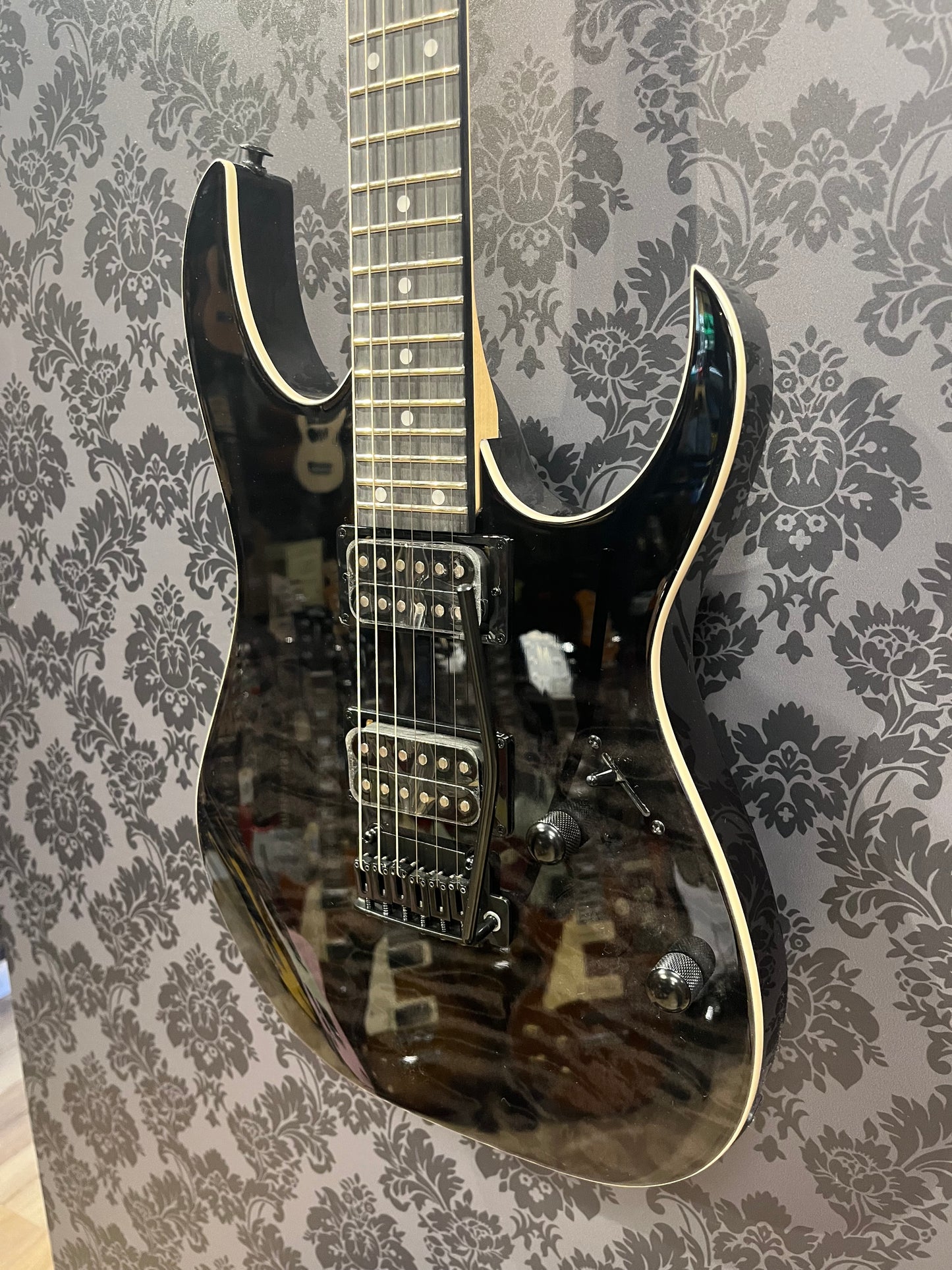 Ibanez GRG120QASP-BKG