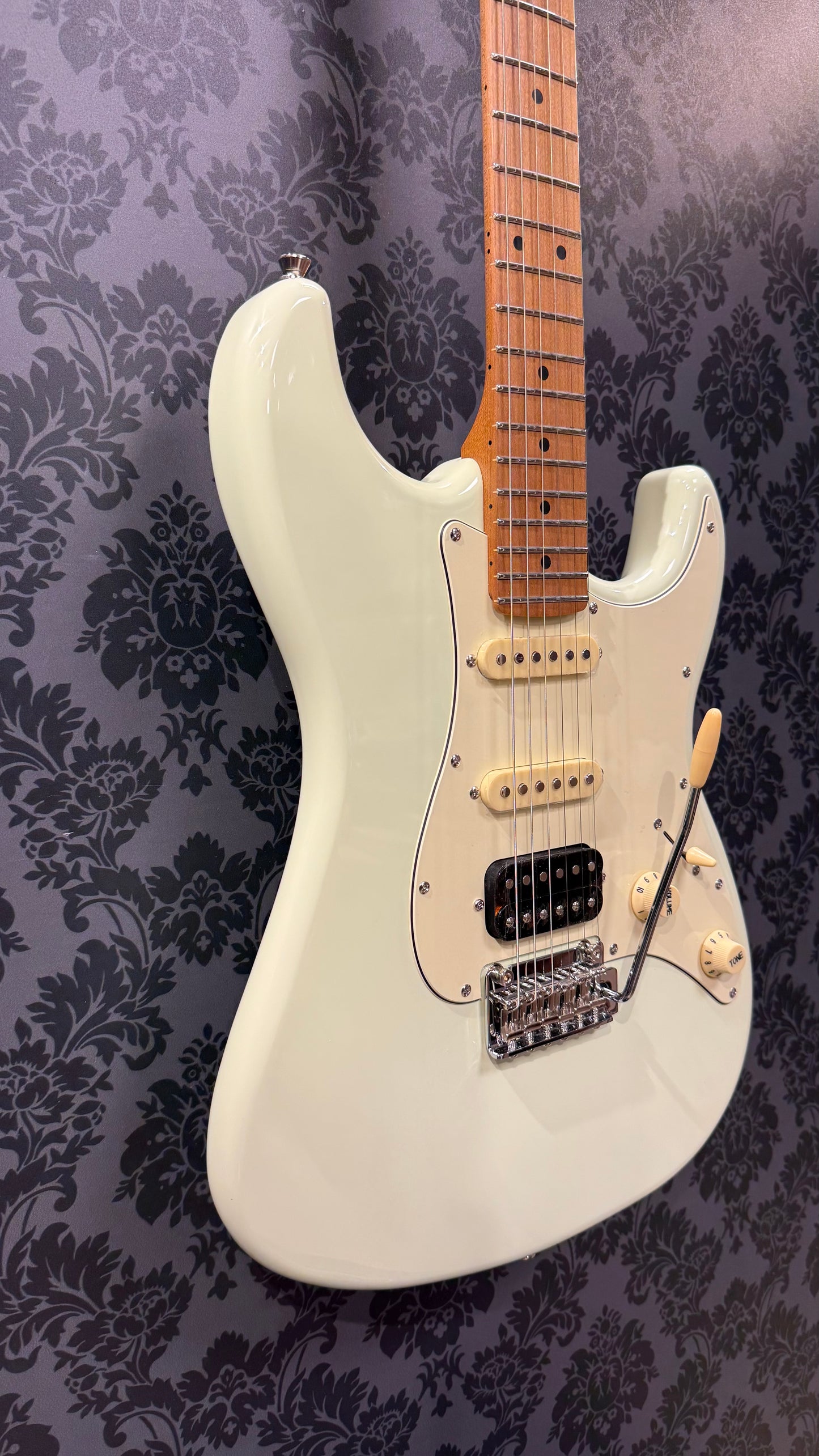 JET Guitars JS400 OW