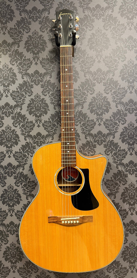 Eastman PCH-2 GACE + Gigbag (occasion)