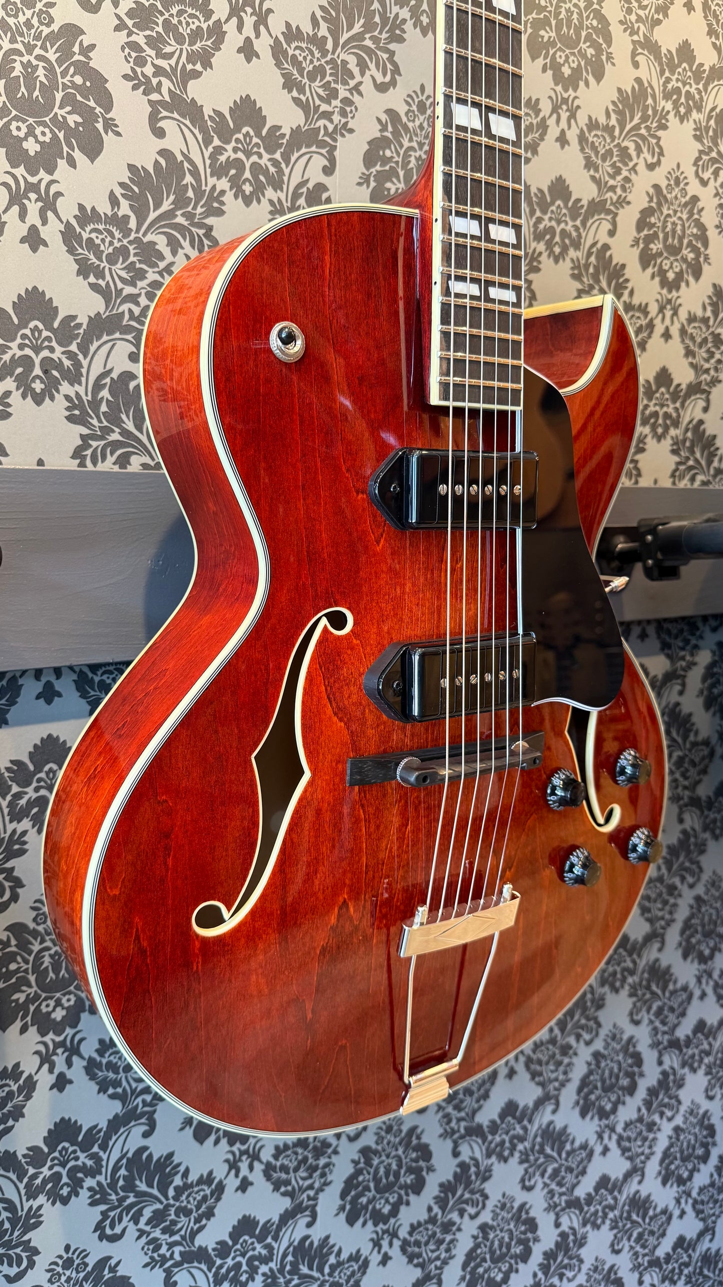 Eastman AR372CE-P90 Archtop Tonerider P90 incl.case (occasion)