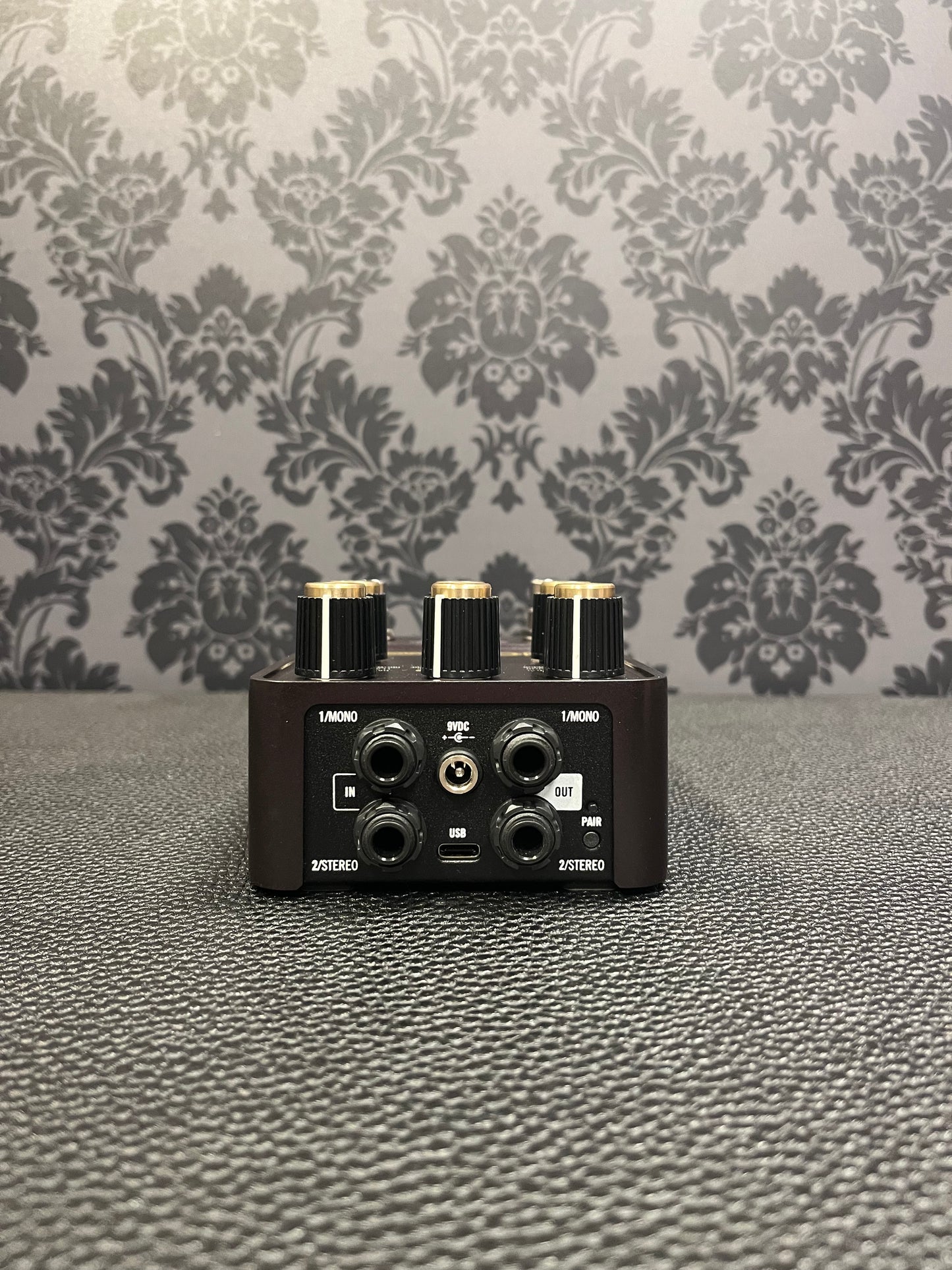 Universal Audio Lion 68 Lead Amp