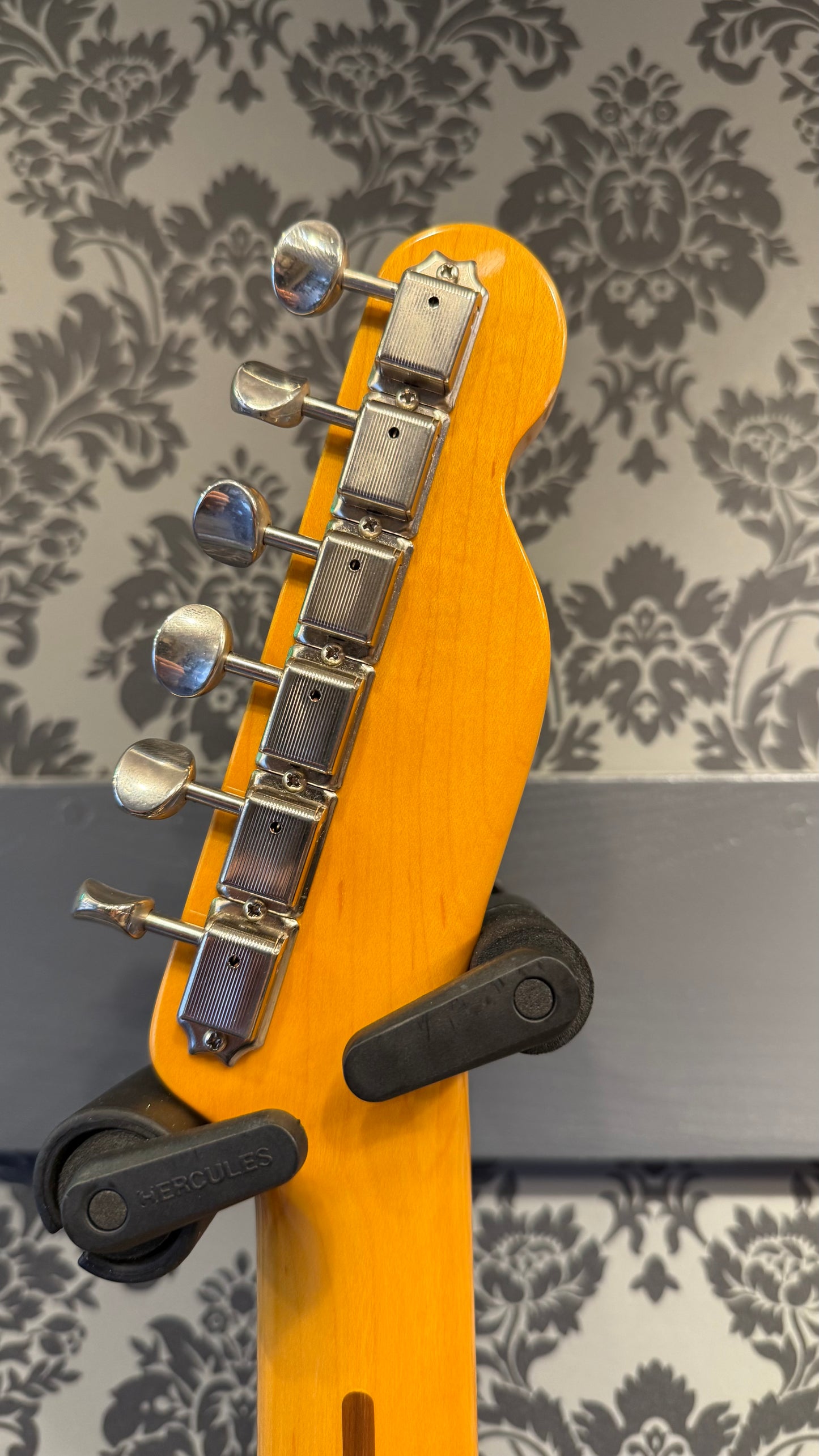 Fender Traditional '50s Lefty Telecaster MN Butterscotch Blonde MIJ (occasion)