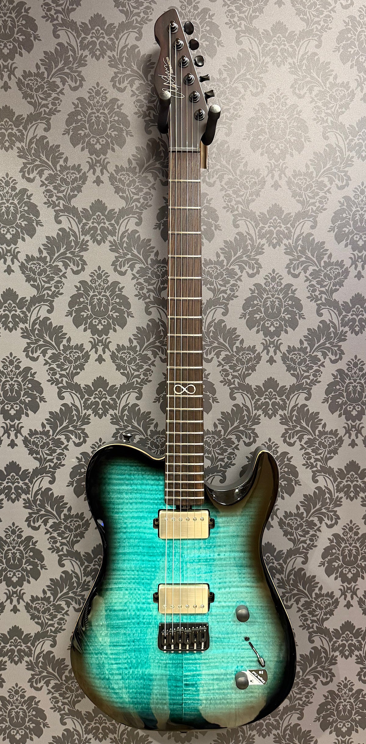 Chapman Law Maker Legacy Azure Burst + Bag