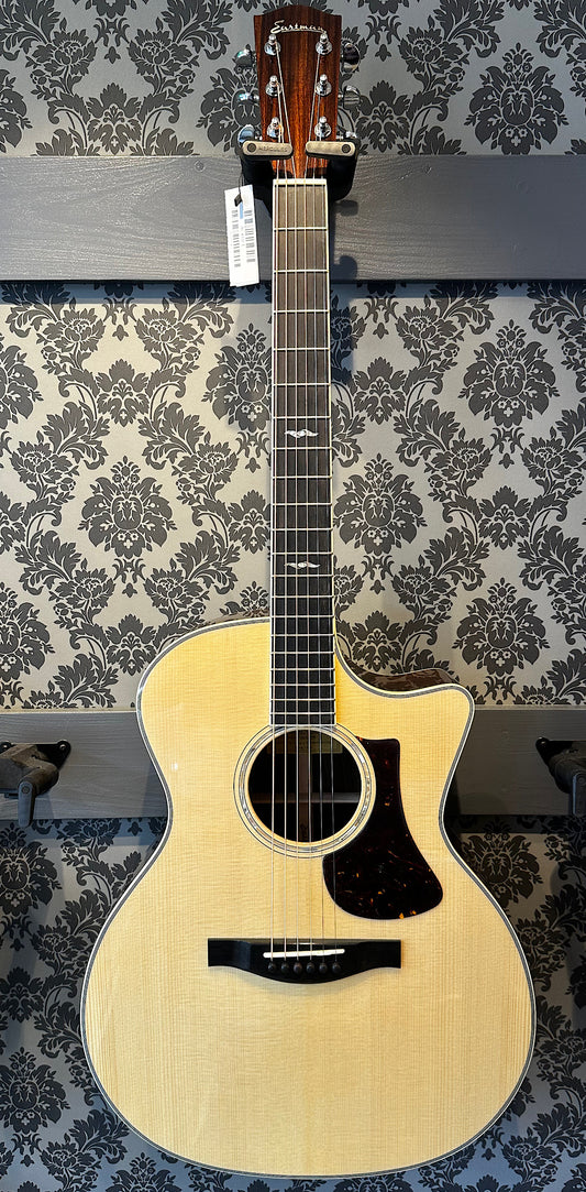 Eastman AC422CE Incl. Case (B-Stock)