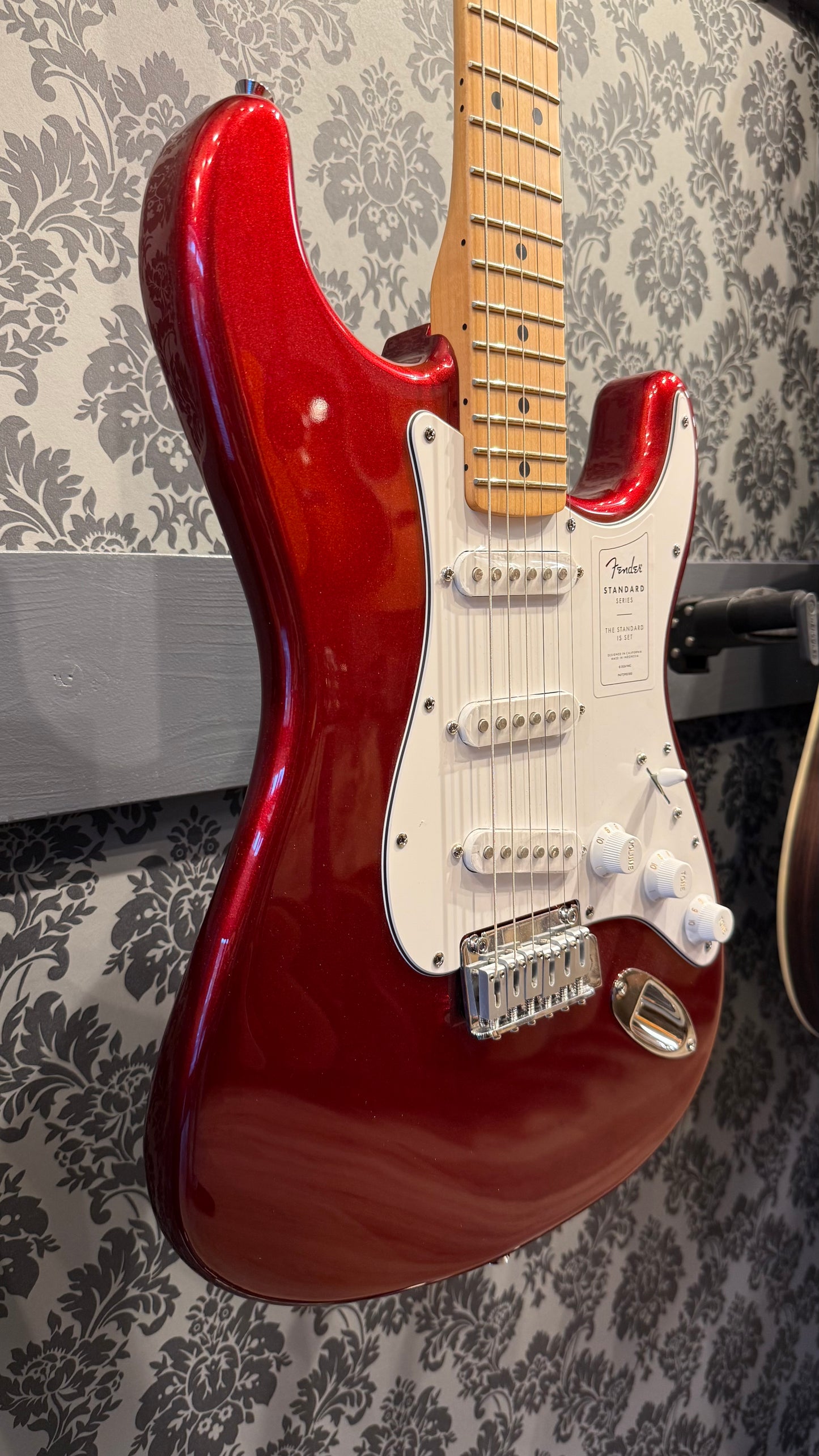 Fender Standard Strat Candy Cola