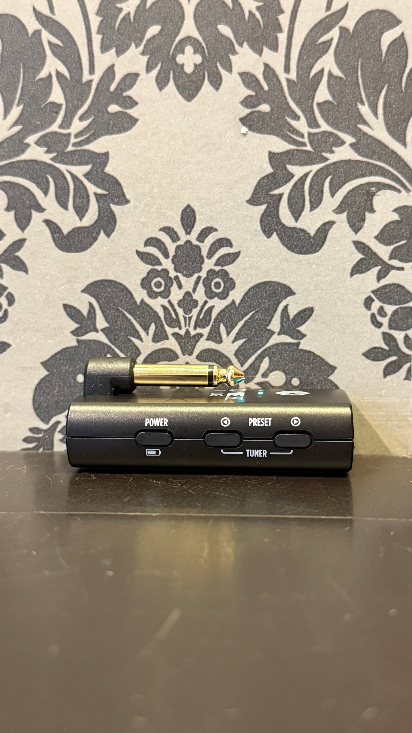 IK Multimedia Tonex PLUG