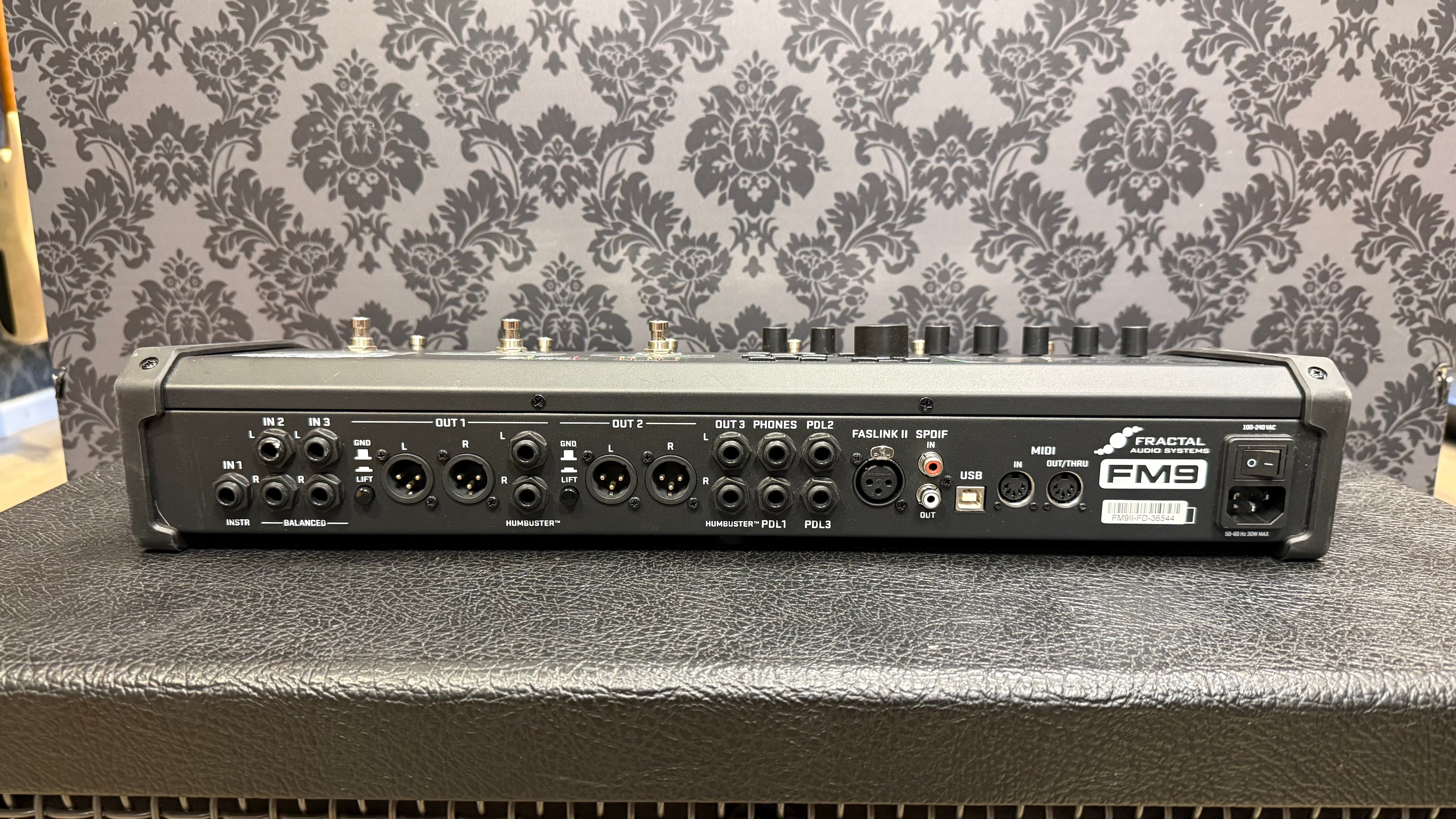Fractal Audio FM9 MK II Turbo with G66 Redsound FR FR set