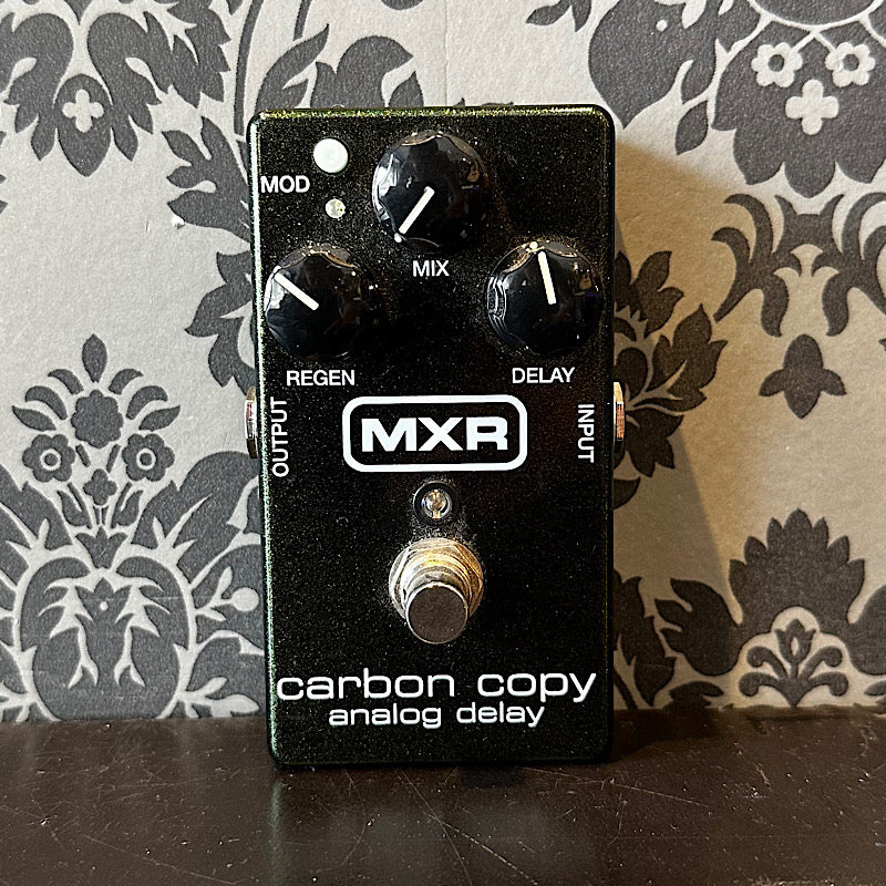 MXR carbon copy analog delay (occasion)