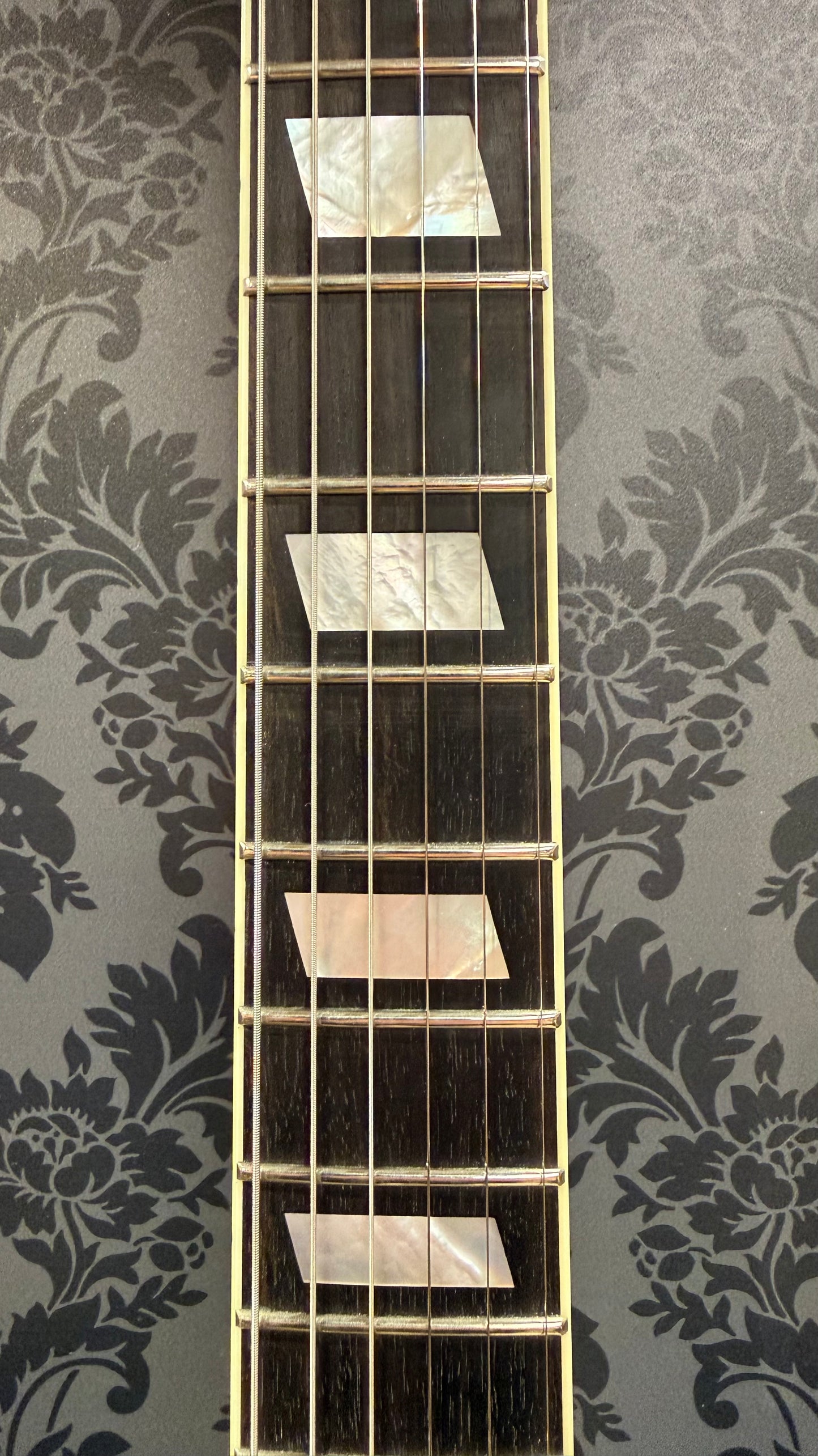 Eastman T64/TV LTD- truetone vintage gloss black (occasion)