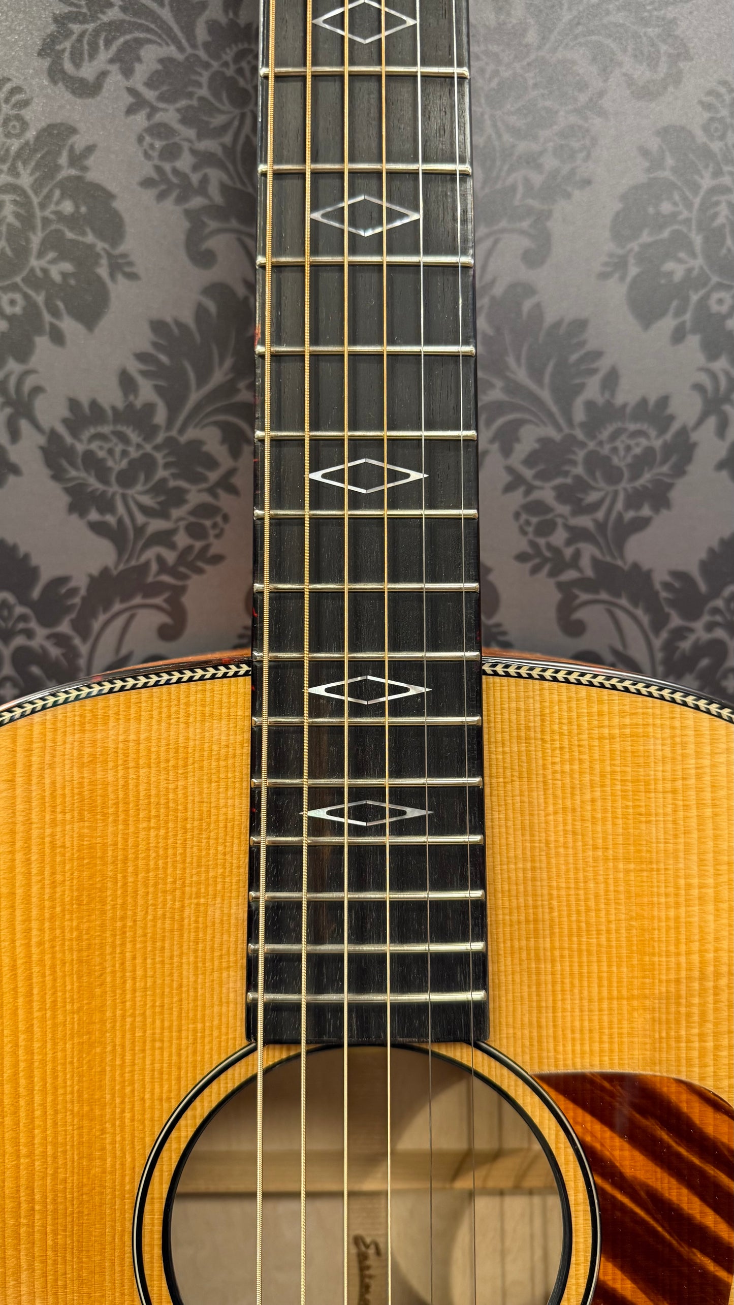 Eastman E16SS-TC-LTD (B-Stock)