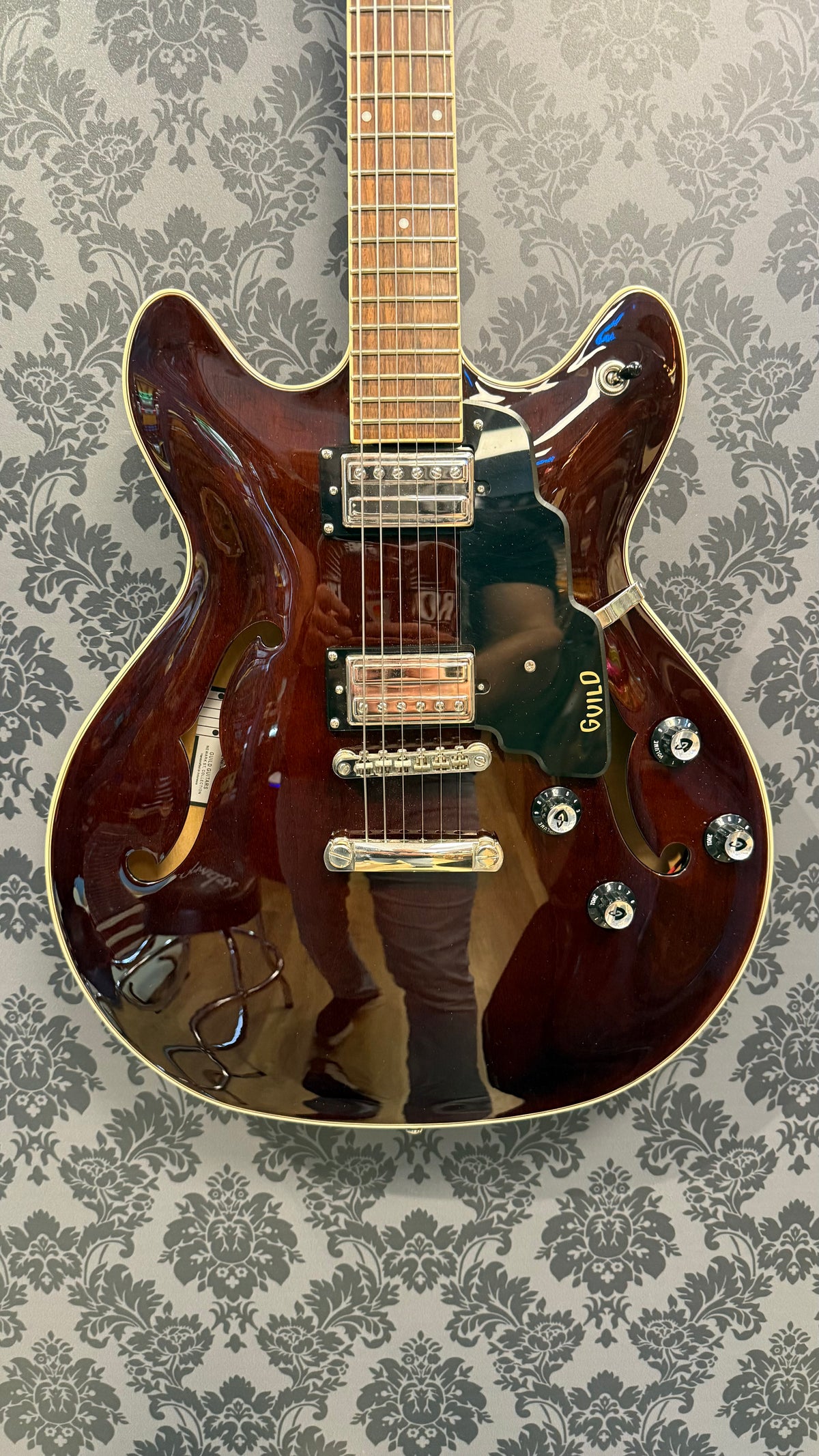 Guild Starfire 1 DC Newark ST vintage walnut (occasion)