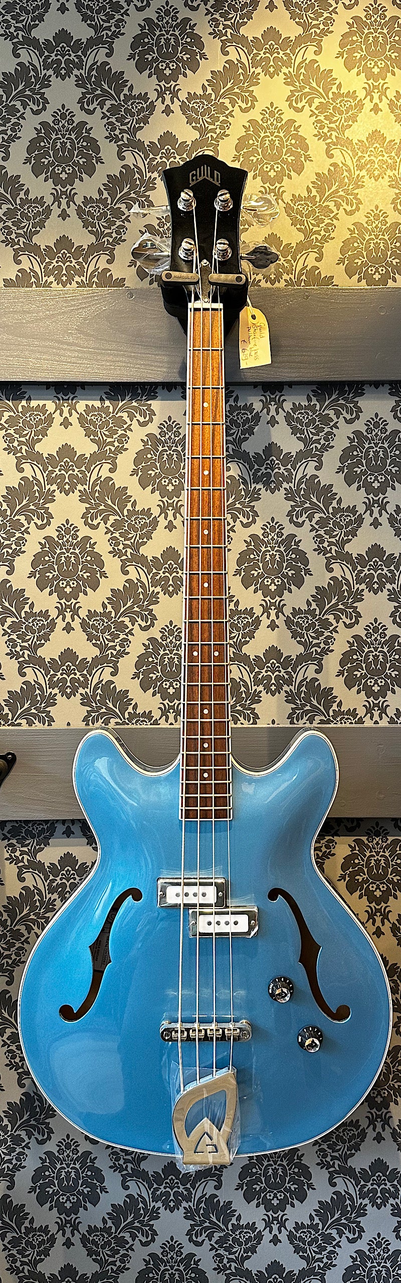 Guild Starfire Bass Pelham Blue