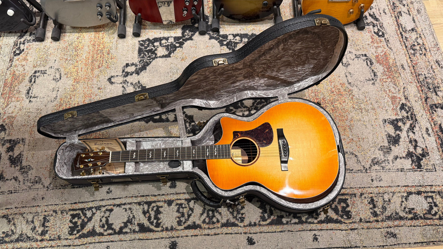 Eastman AC722CE-DF LR Baggs Incl. Case (B-stock)