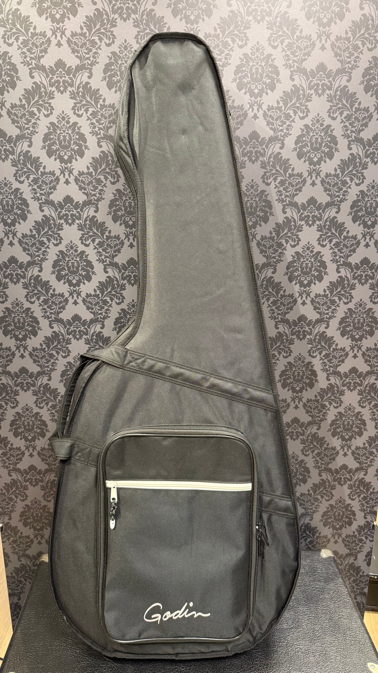 Godin Imperial Laguna Blue GT EQ incl. bag (occasion)