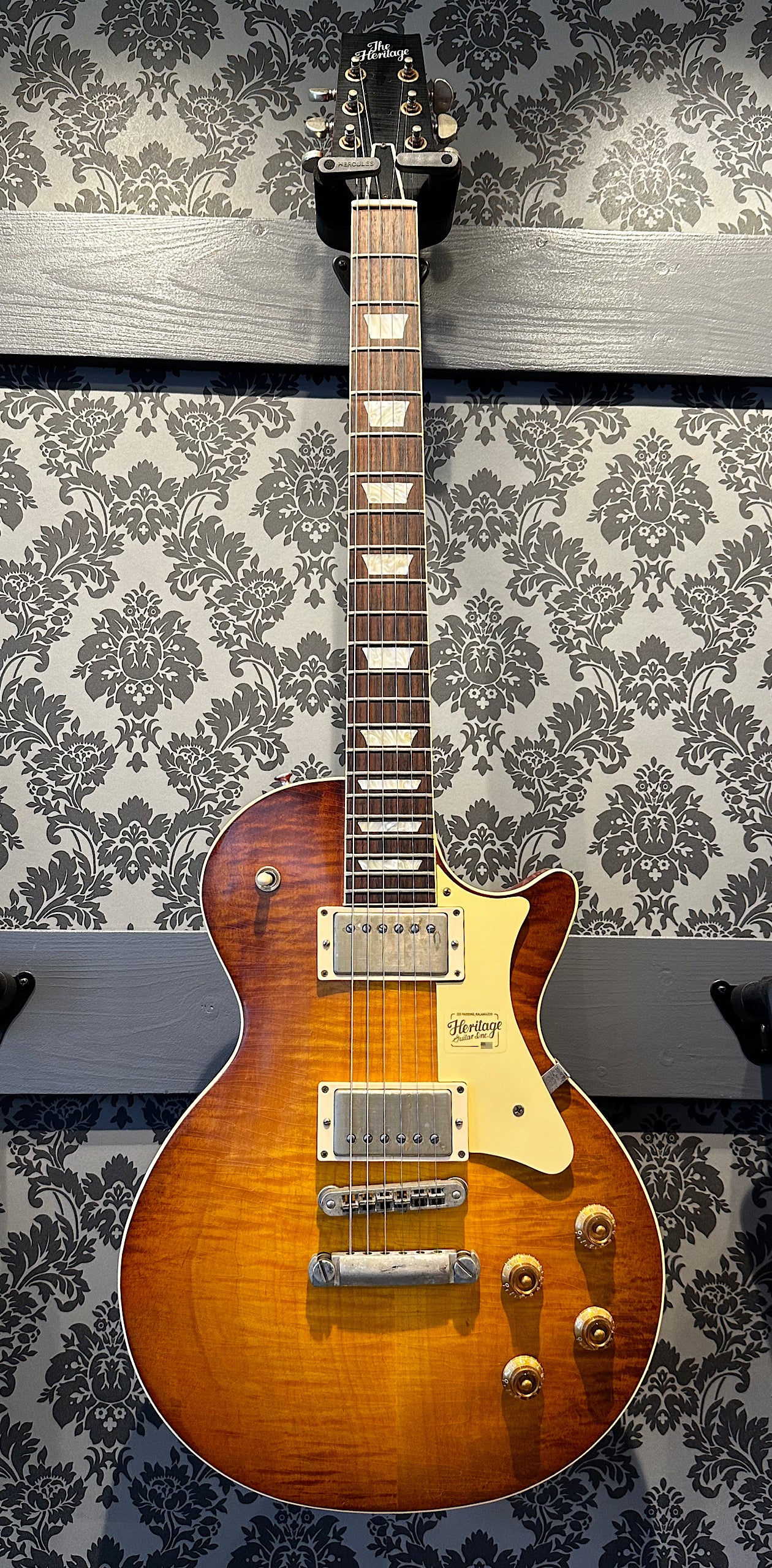 Heritage H-150 Dirty Lemon Burst Aged Incl. Case