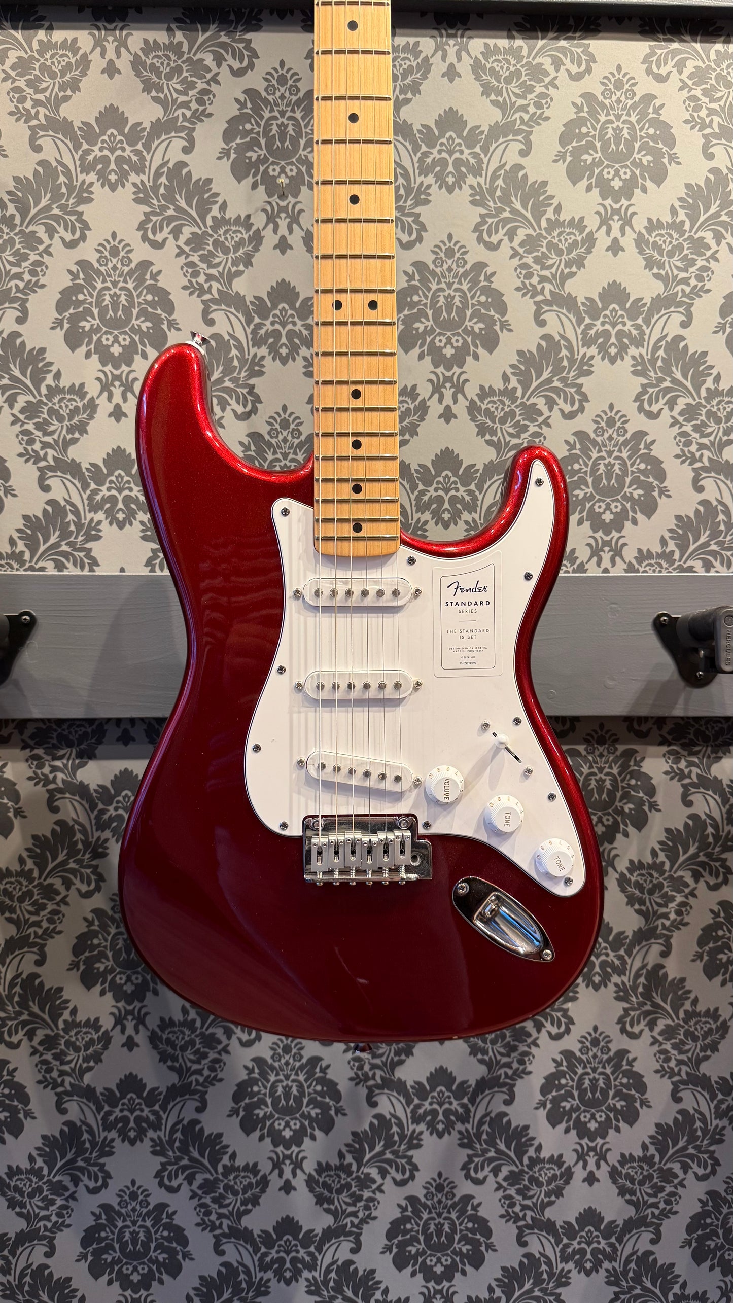 Fender Standard Strat Candy Cola