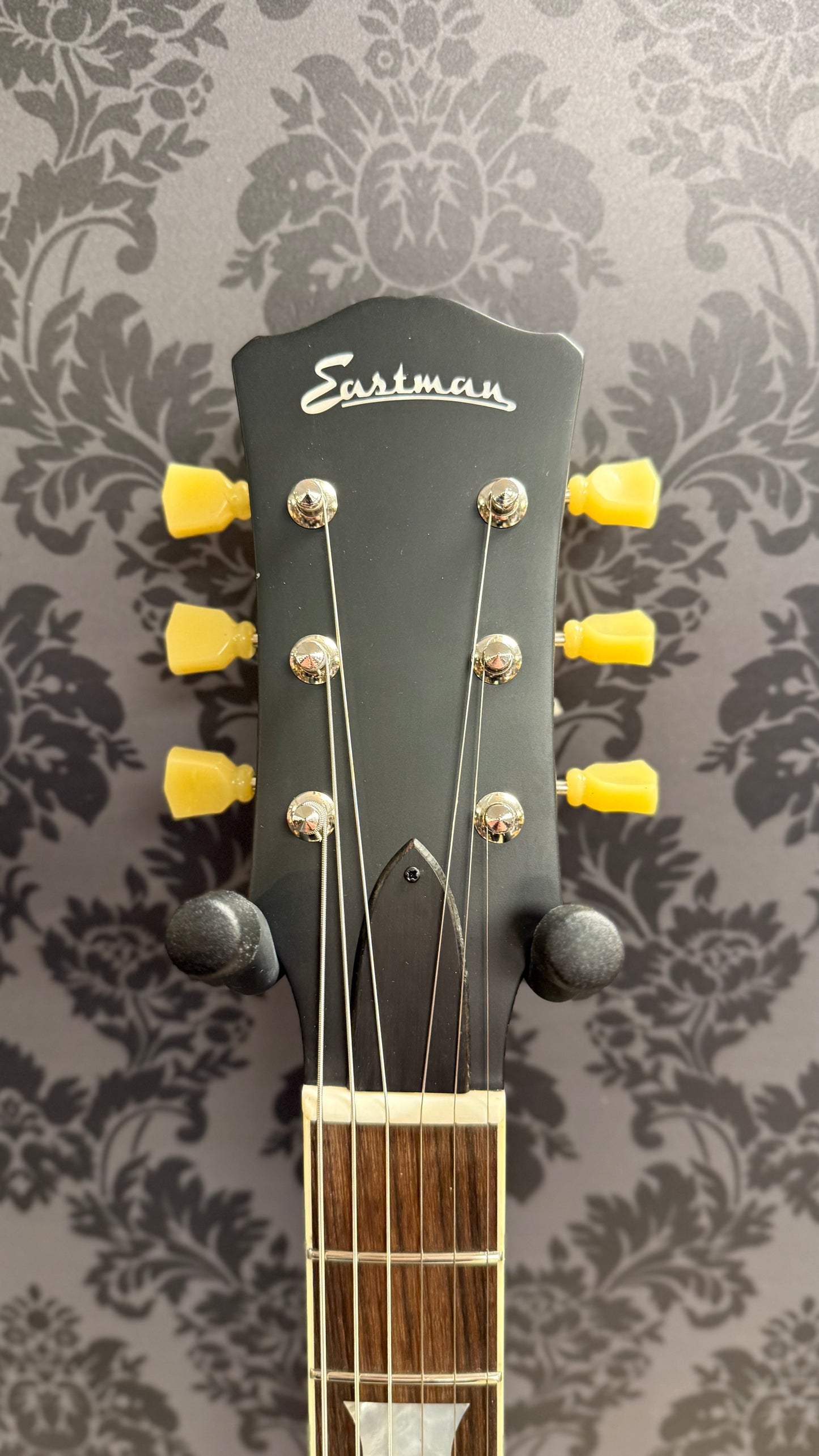 Eastman SB59/S-BR Satin Burgundy Red