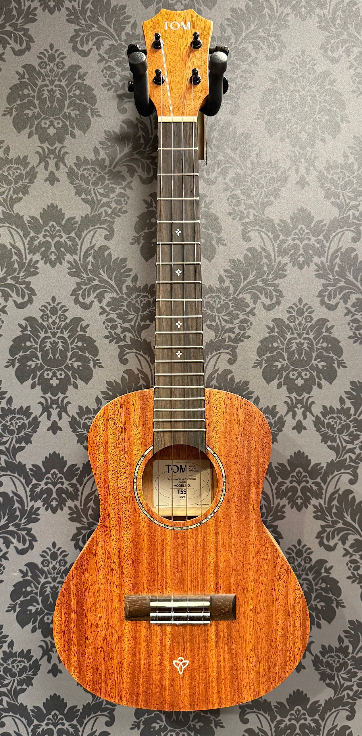 Tom T-5 Tenor Ukulele