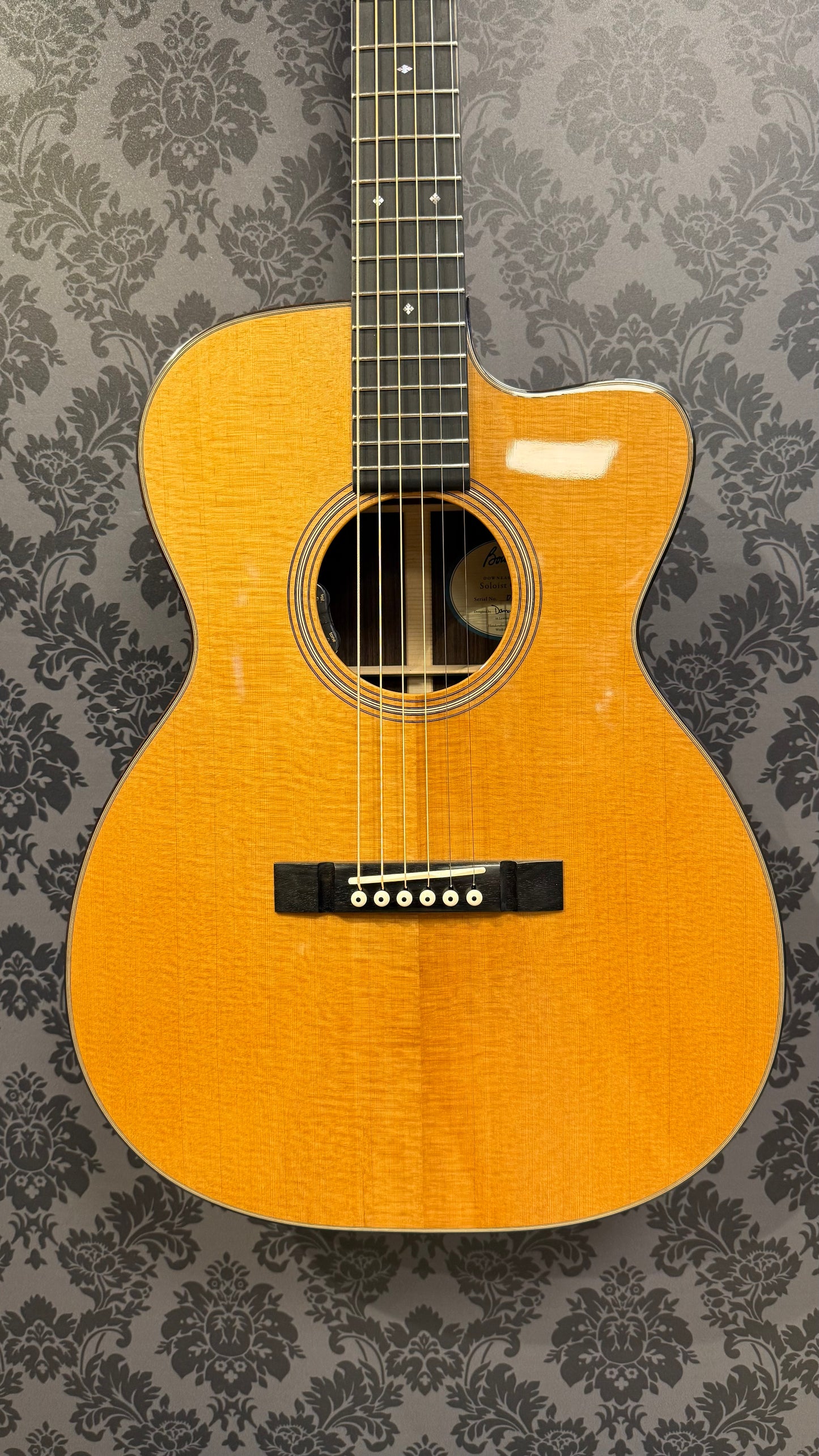 Bourgeois Down East OMCE Soloist+case