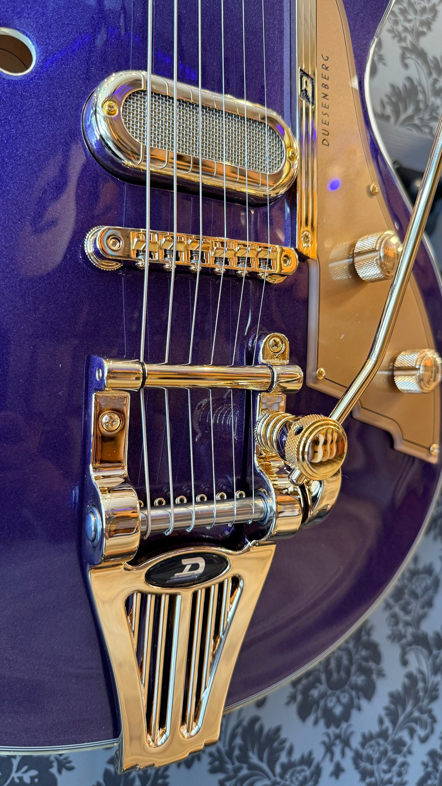 Duesenberg Starplayer TV Phonic Royal Purple Limited