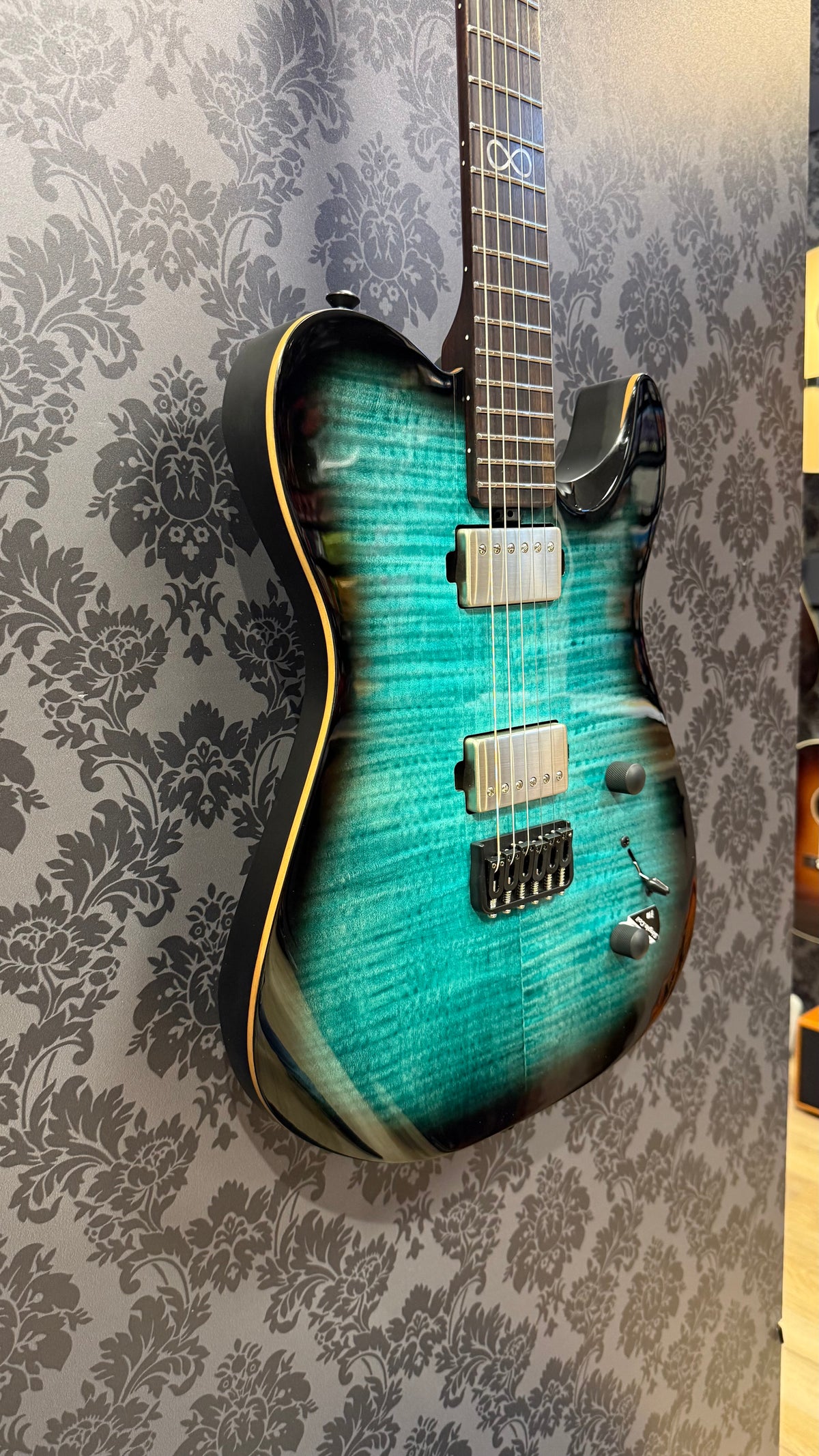Chapman Law Maker Legacy Azure Burst + Bag