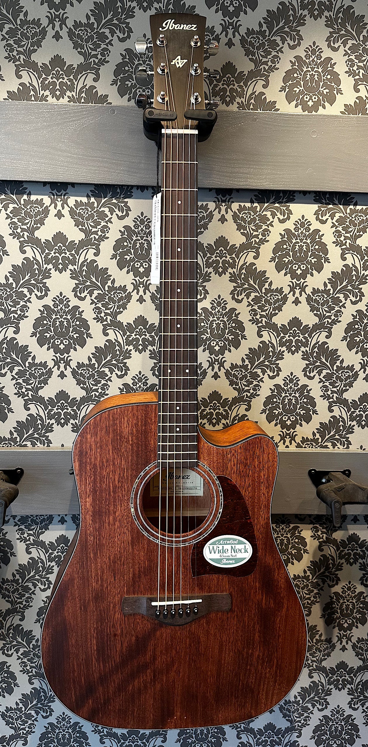 Ibanez AW247-CEOPN Artwood Wide Nut