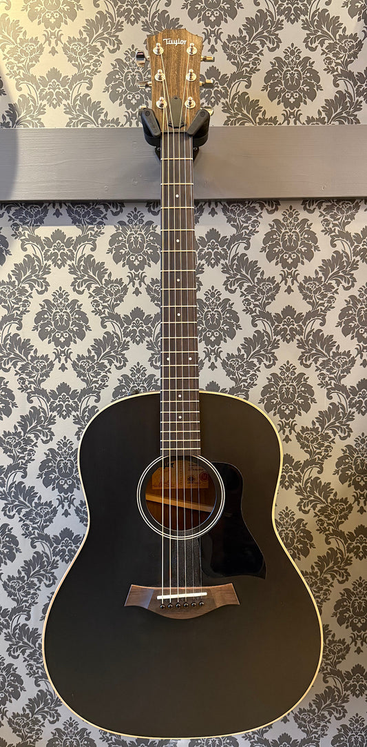 Taylor AD17E Blacktop incl gigbag (occasion)