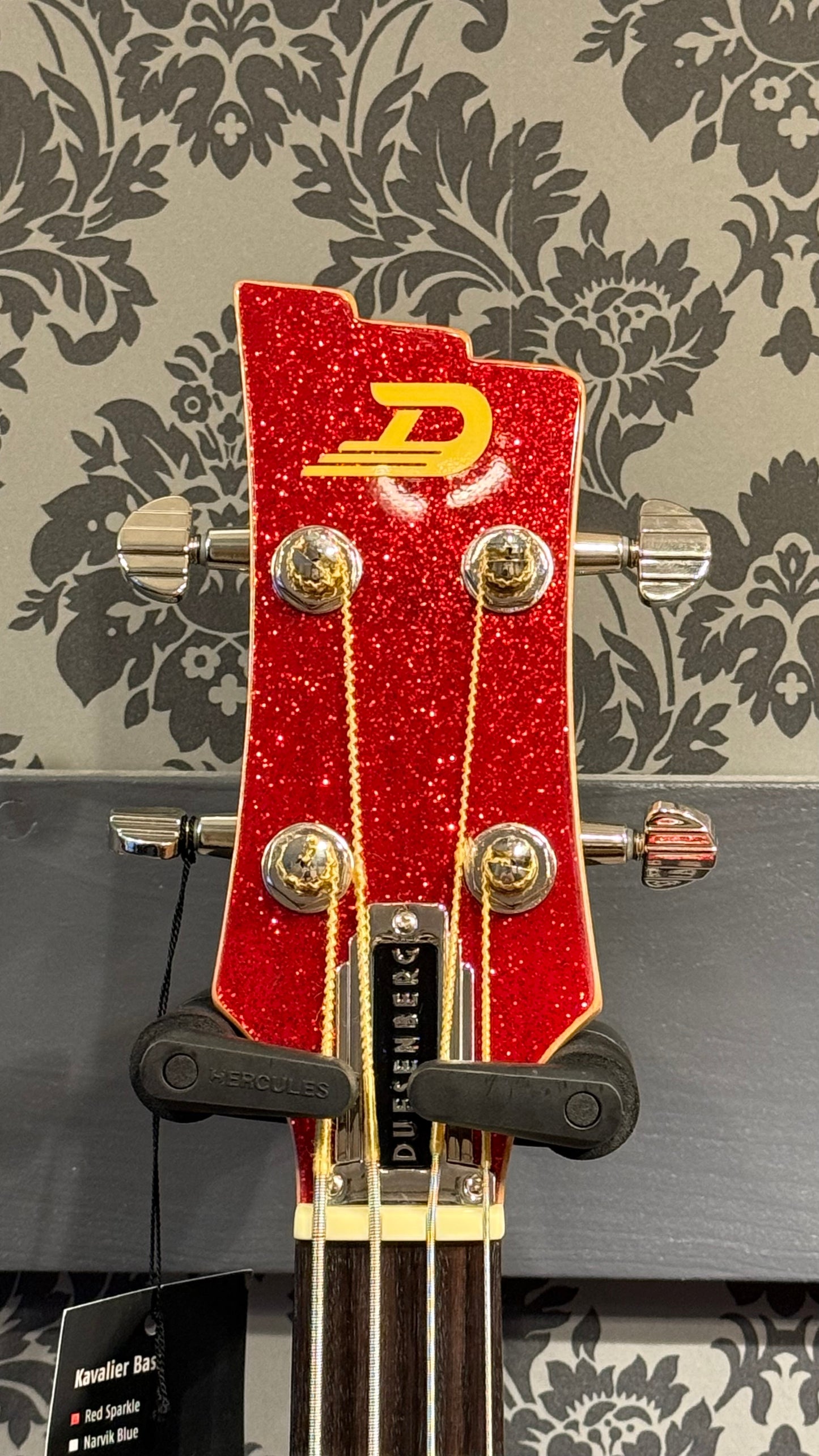 Duesenberg kavalier bass sparkle red incl. case