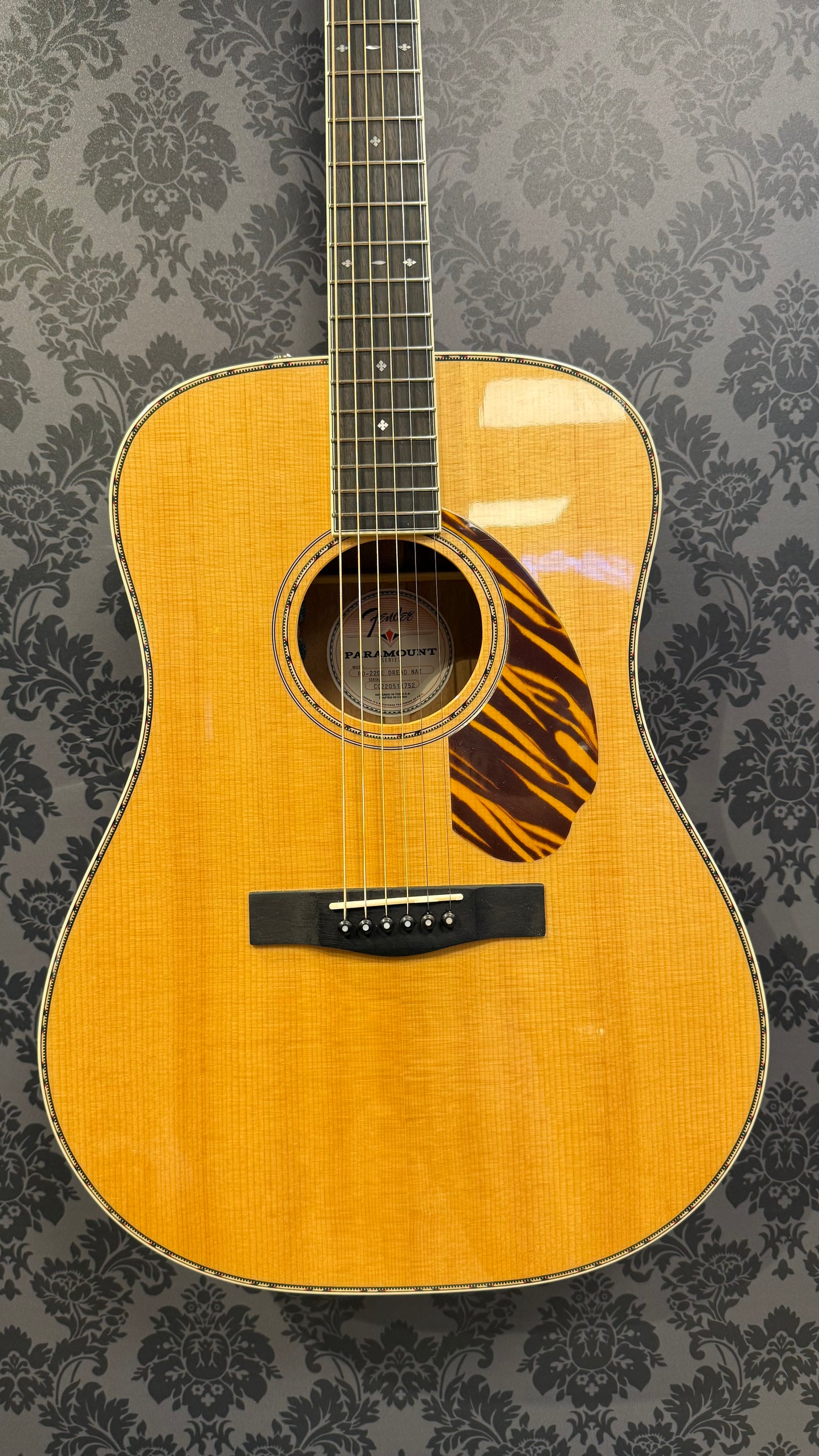 Fender Paramount PD-220E Natural incl.case (occasion)