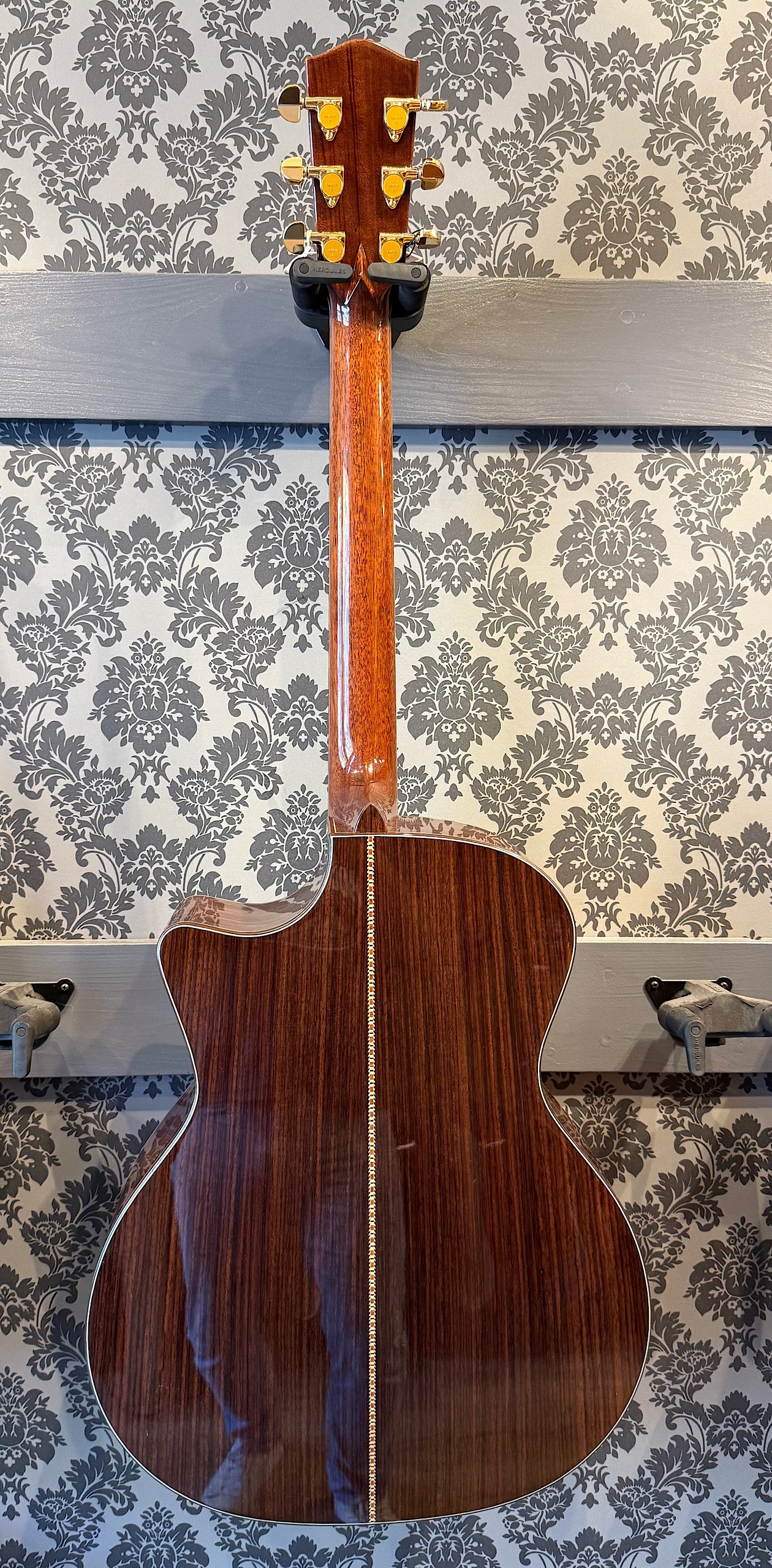 Eastman AC722CE-DF LR Baggs Incl. Case (B-stock)
