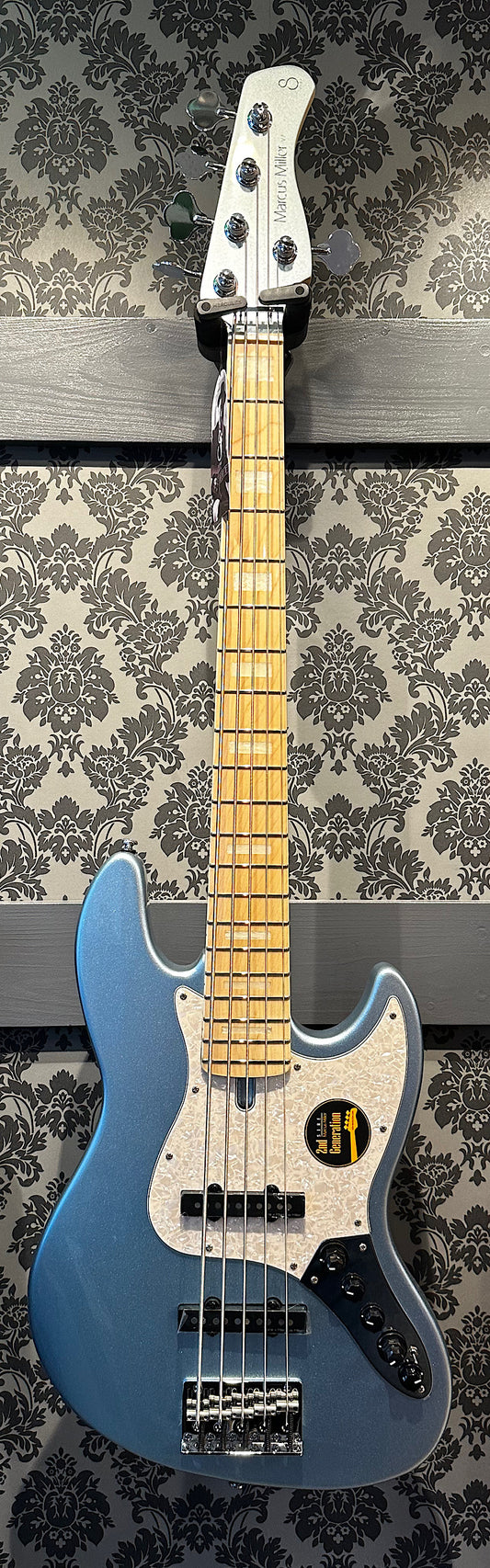 Sire V7 5-string lake placid blue