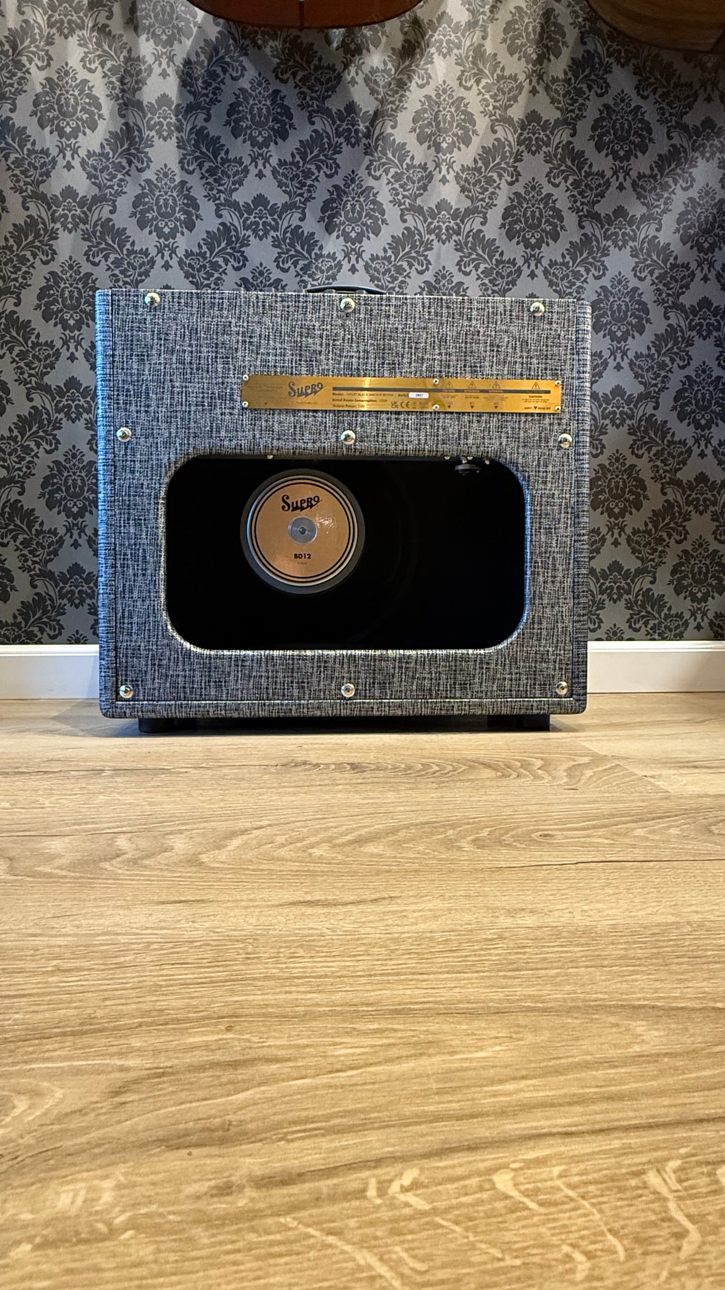 Supro 1696RT Black Magick Rev Combo