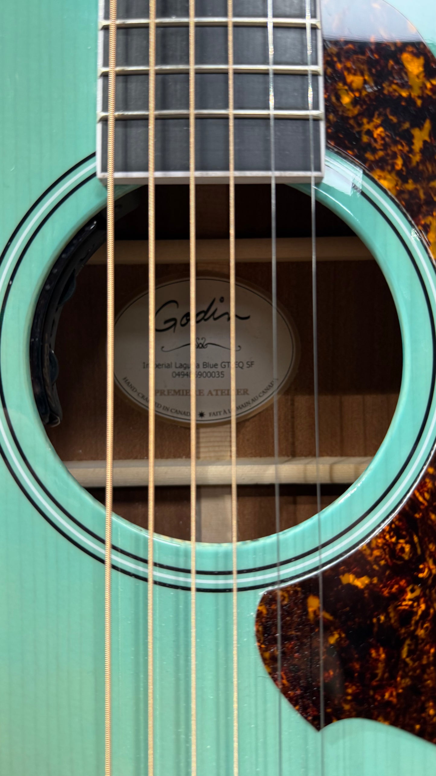 Godin Imperial Laguna Blue GT EQ incl. bag (occasion)