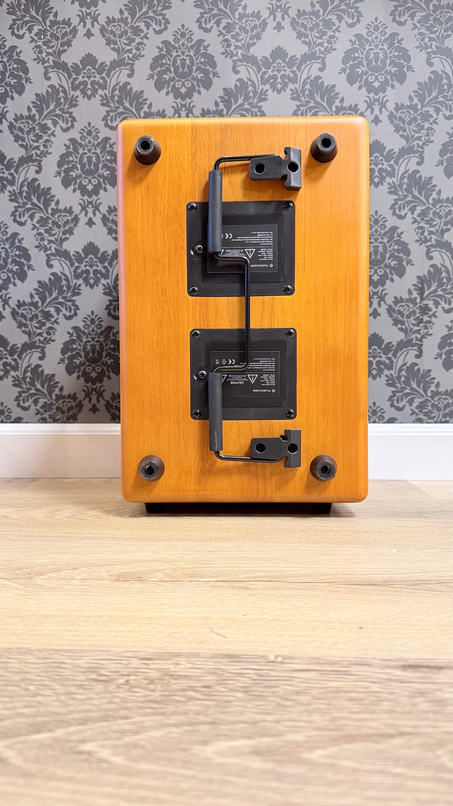 Music Cube MA90 Pro Oak Wood