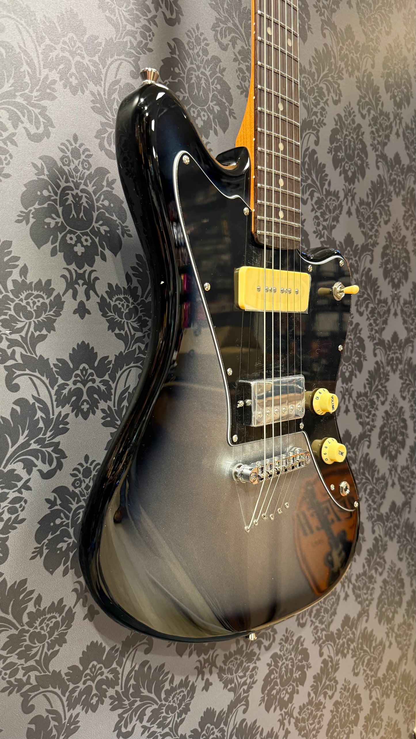 JET Guitars JJ350 Baritone