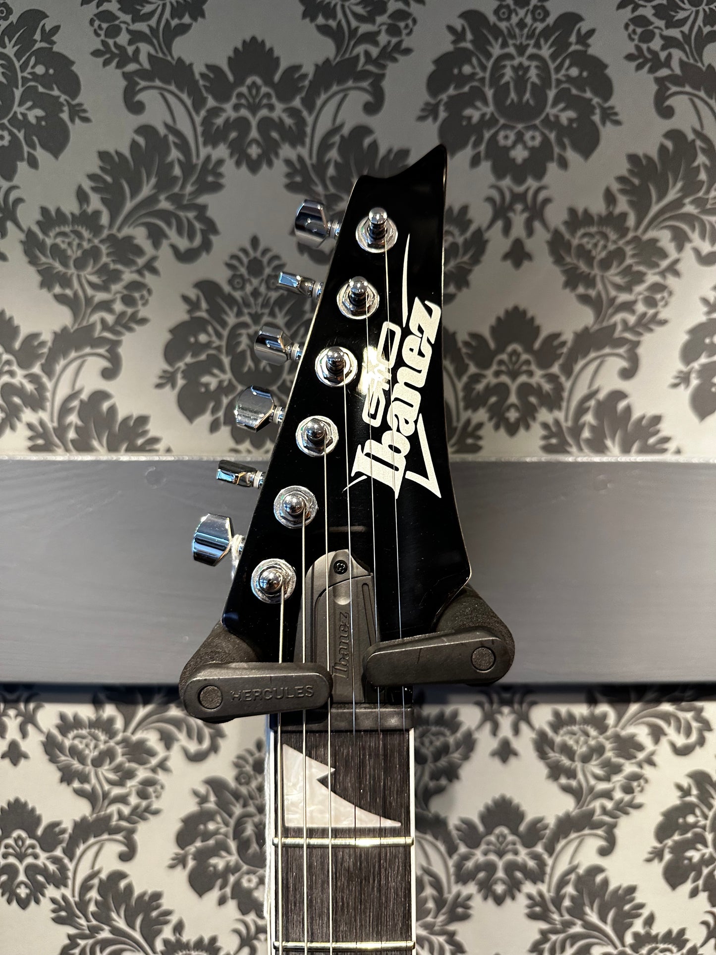 Ibanez GRG170-DXSV Silver