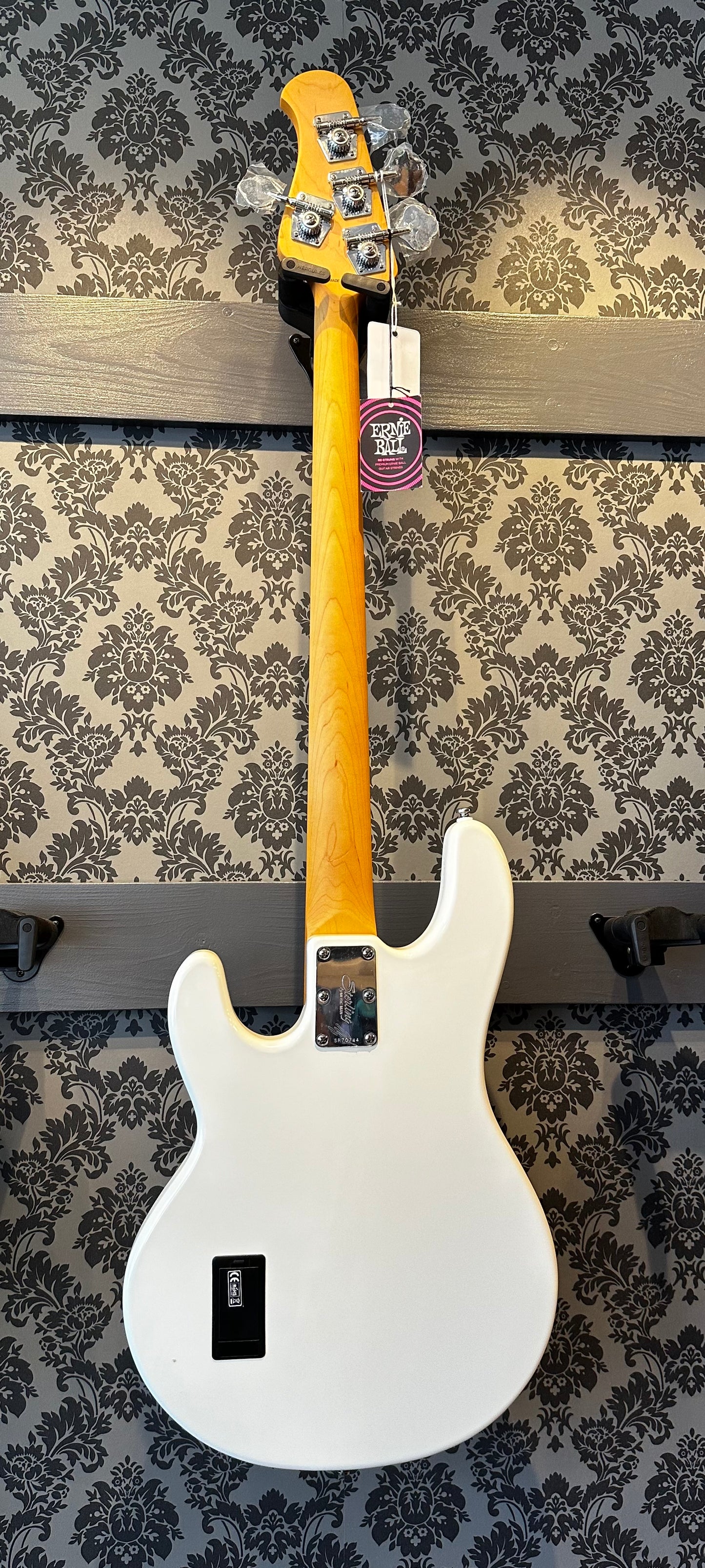 Sterling By Music Man Stingray Classic Olympic White