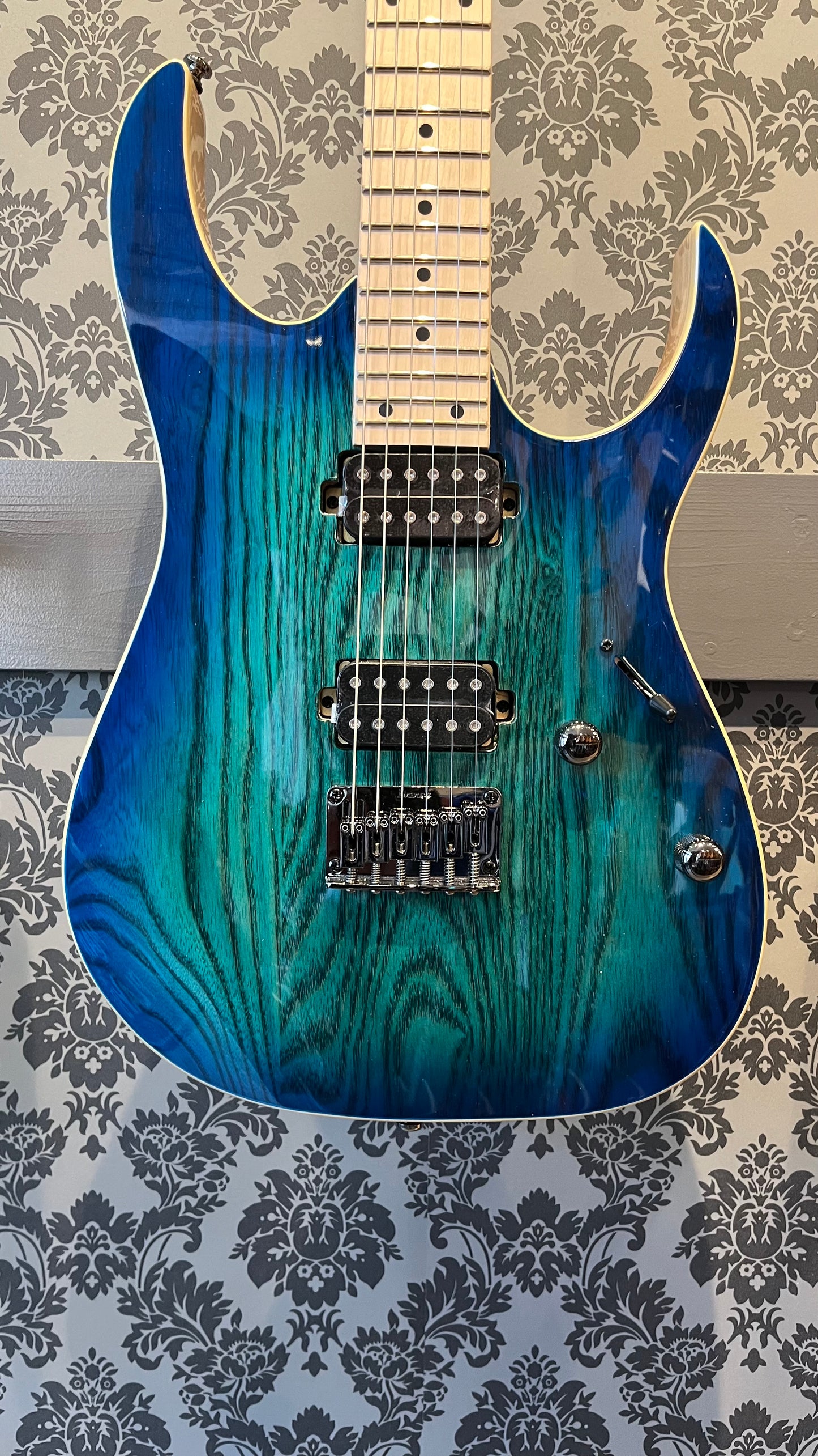 Ibanez RG421-AHMBMT Blue Moon Burst