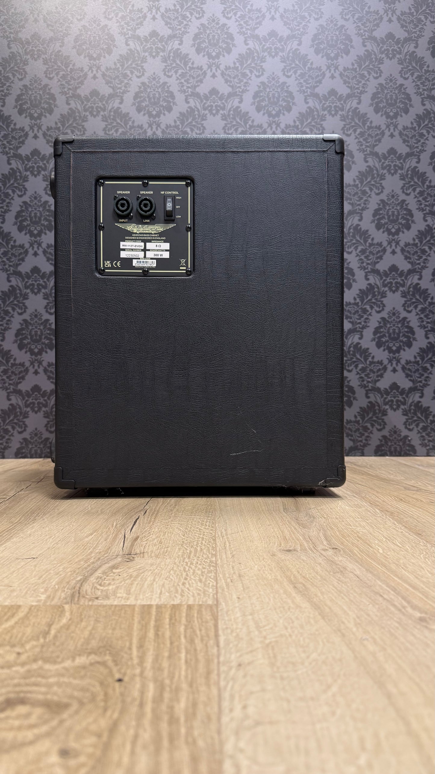 Ashdown RM-112T-EVO-III bass guitar speaker cabinet