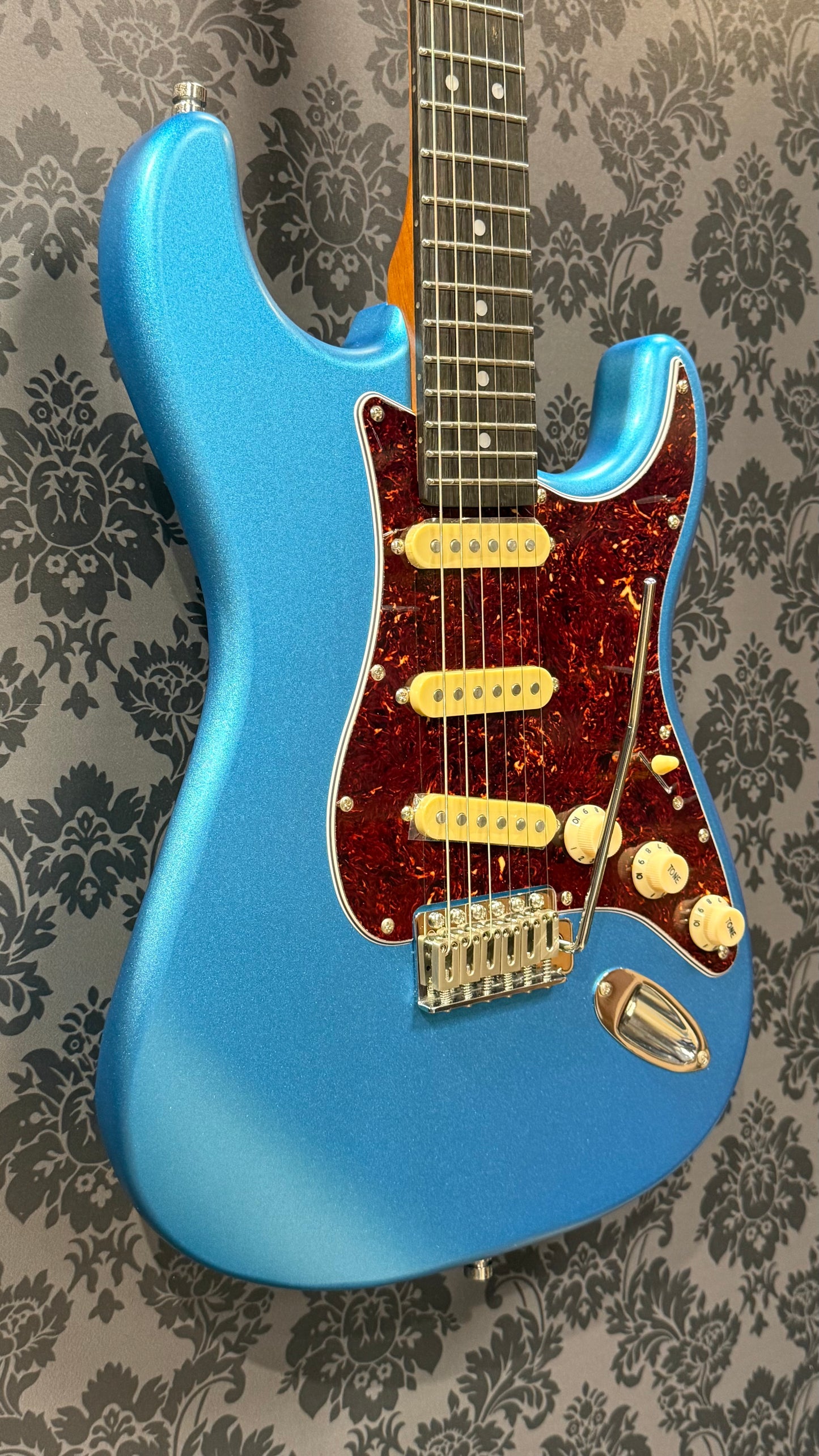 Patina Guitars PS-3 LPB S-style V Lake Blue