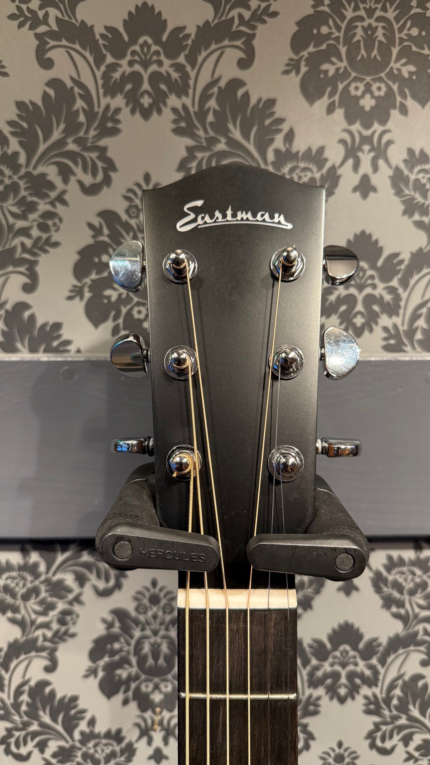 Eastman AC222 CE Deluxe incl. gigbag (B-STOCK)